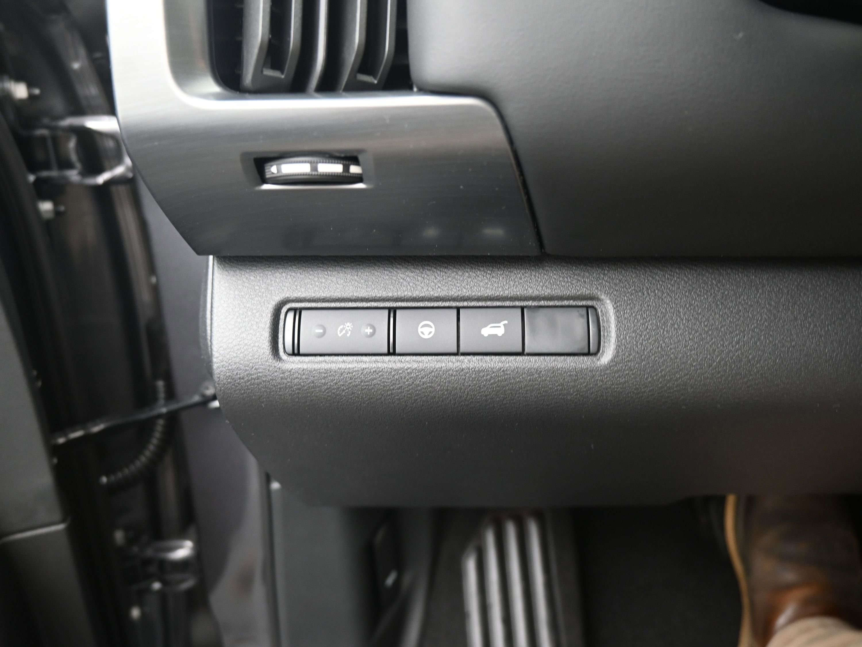 2026 Nissan PATHFINDER SL PREMIUM