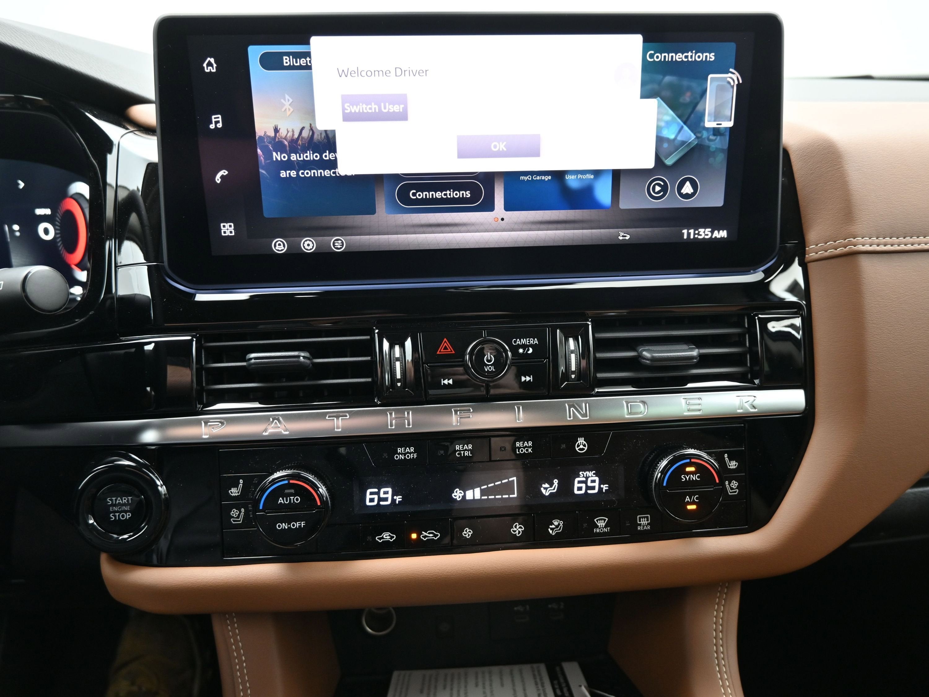 2026 Nissan PATHFINDER Platinum