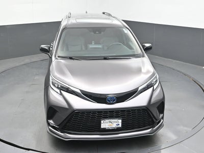 2022 Toyota Sienna XSE