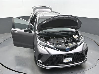 2022 Toyota Sienna XSE