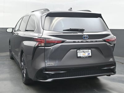 2022 Toyota Sienna XSE