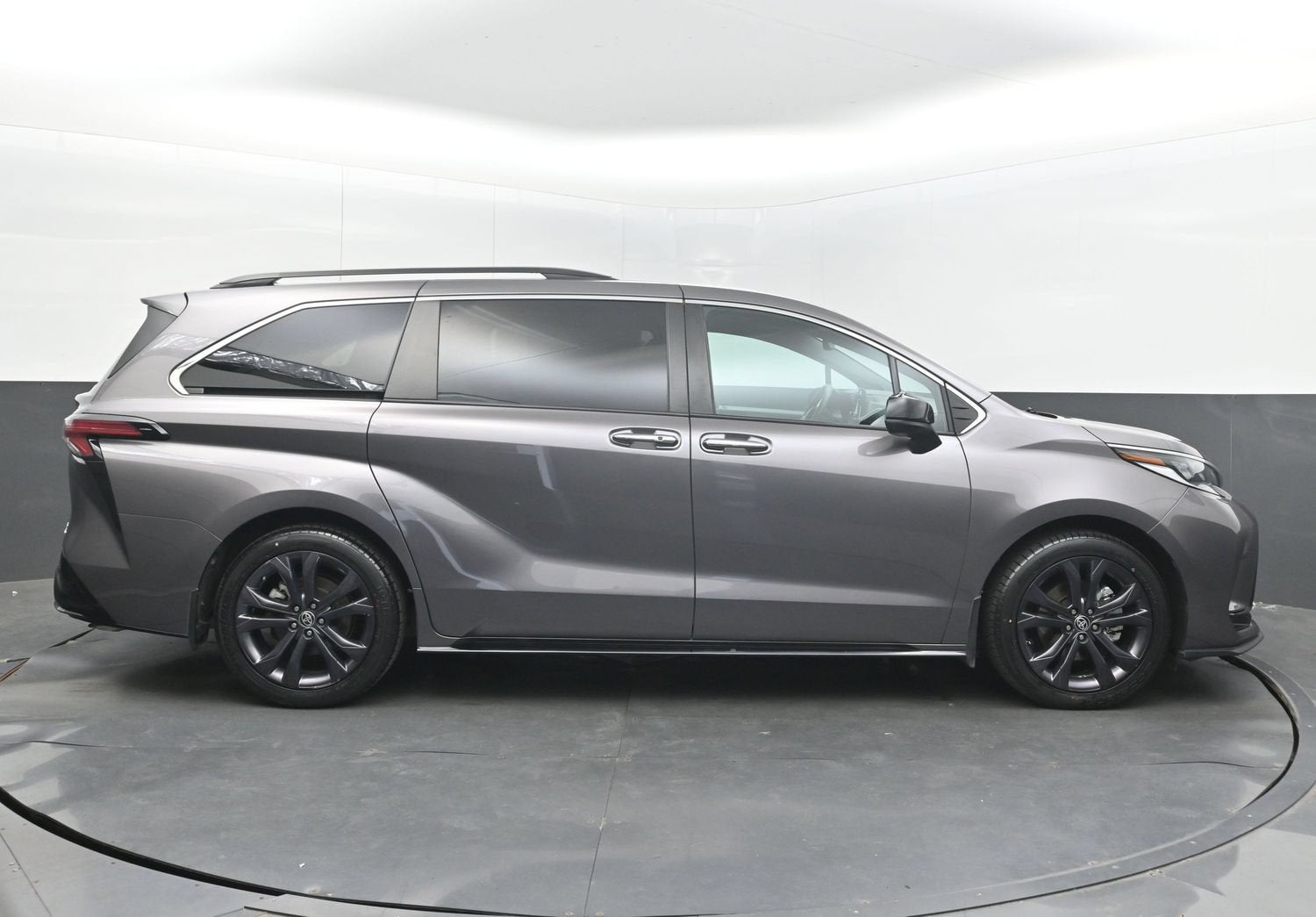 2022 Toyota Sienna XSE