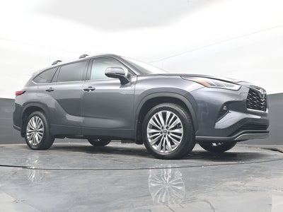 2022 Toyota Highlander Platinum