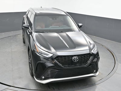 2022 Toyota Highlander XSE