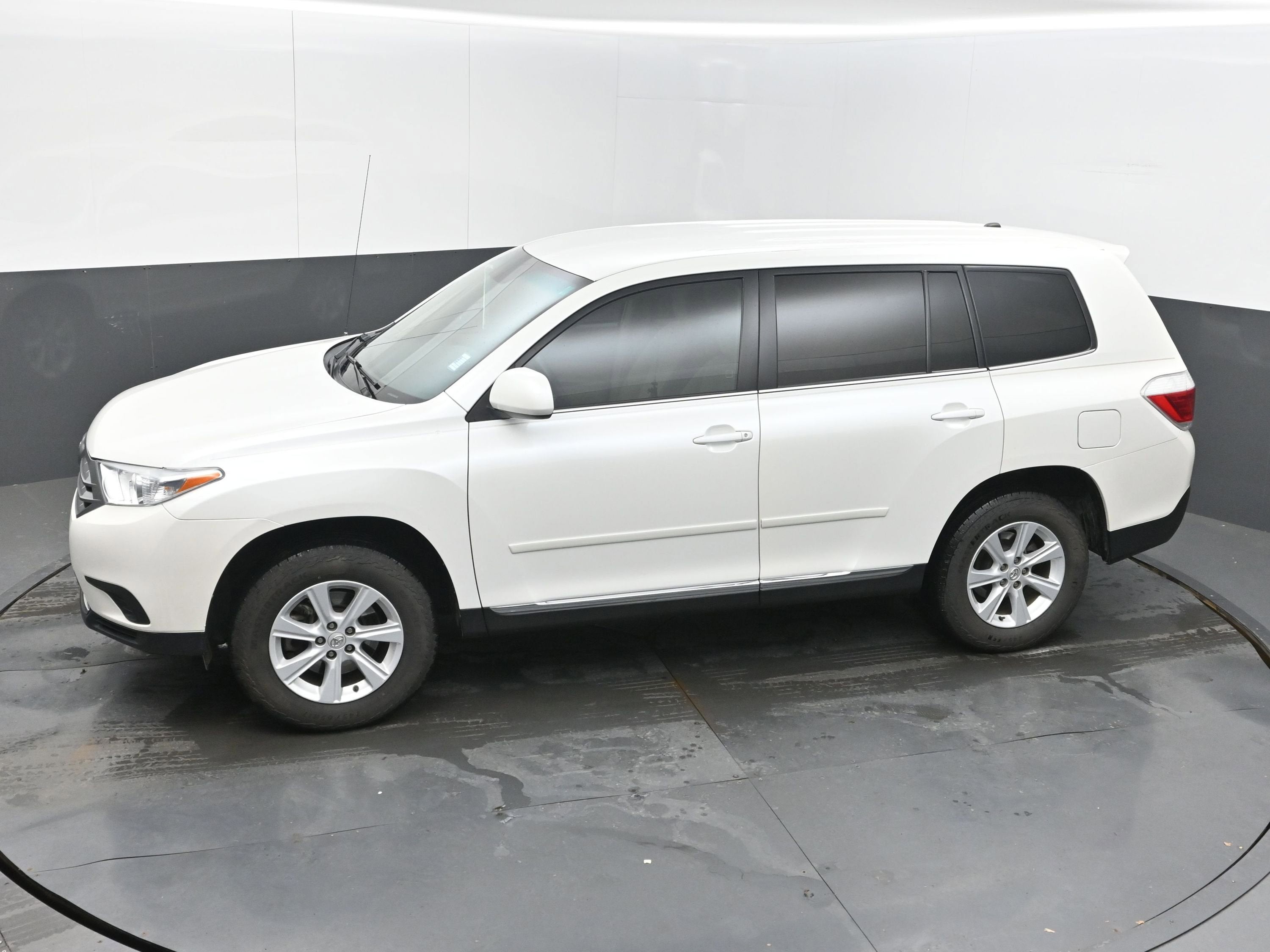2011 Toyota Highlander Base