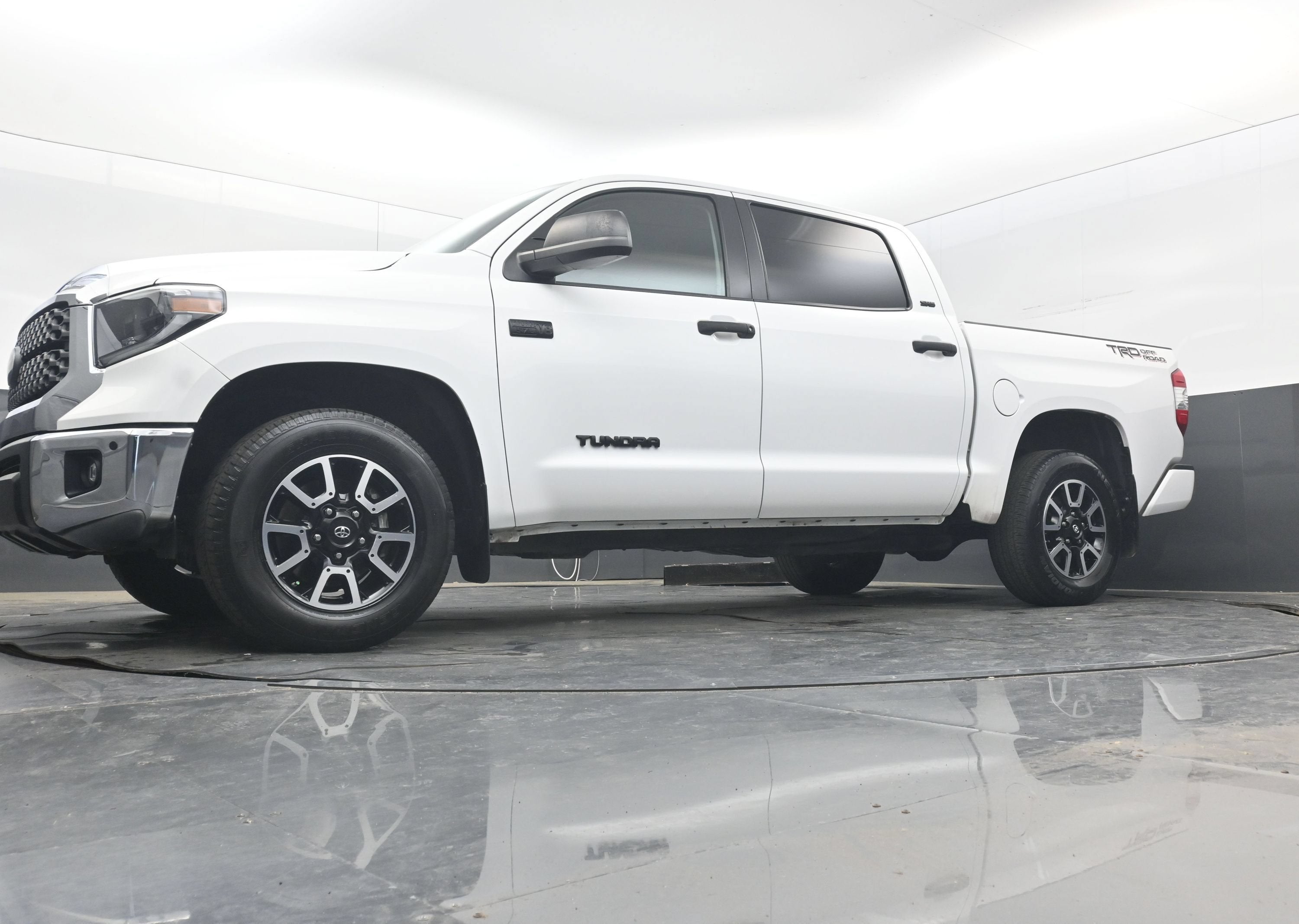 2021 Toyota Tundra 2WD SR5