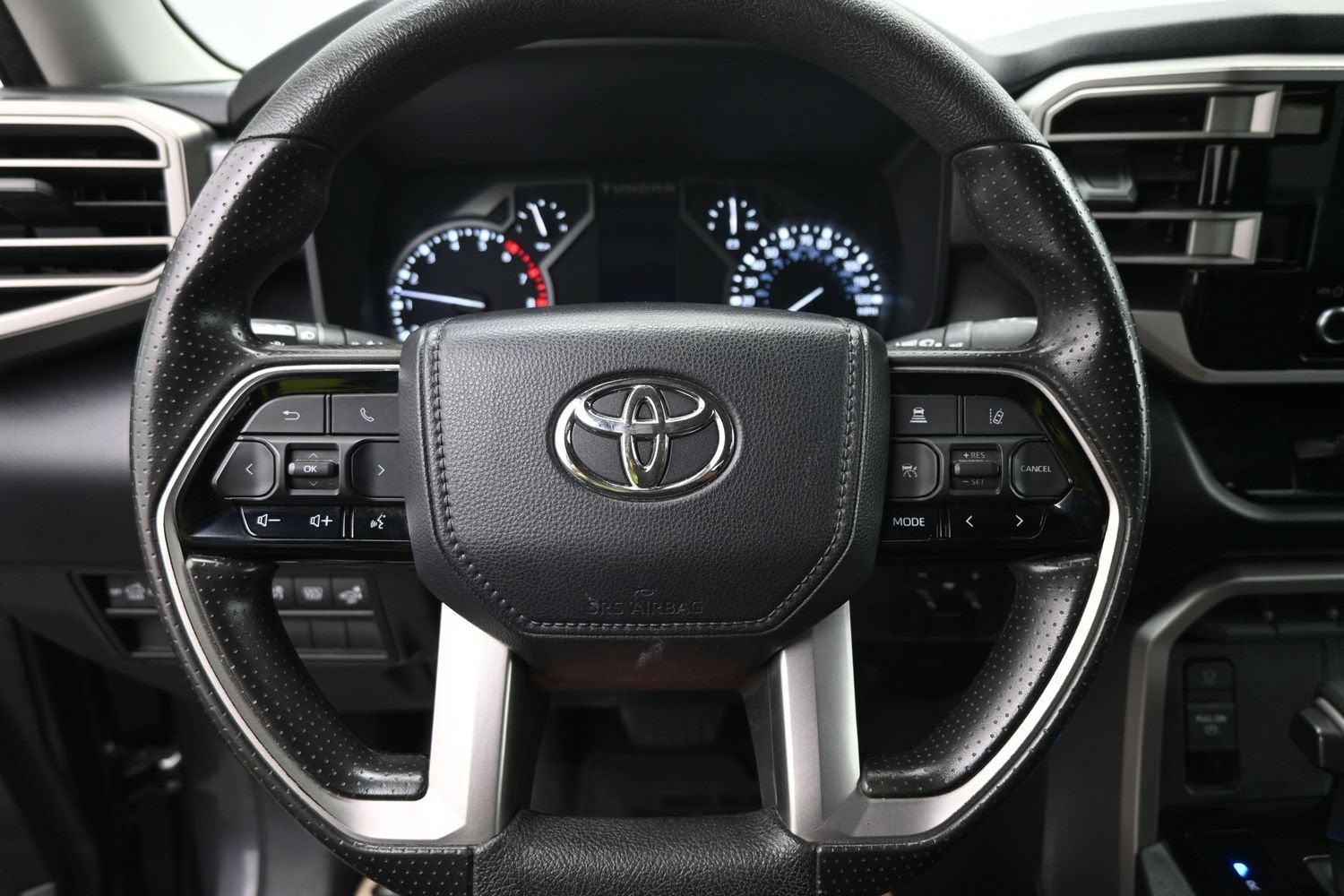 2022 Toyota Tundra 2WD SR5
