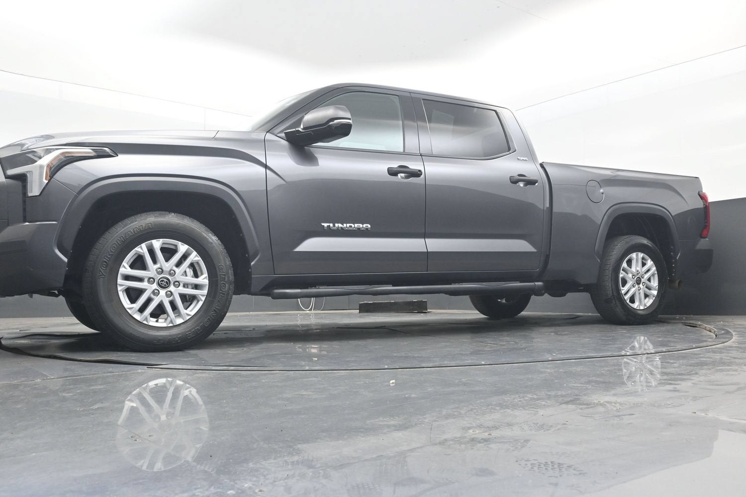 2022 Toyota Tundra 2WD SR5