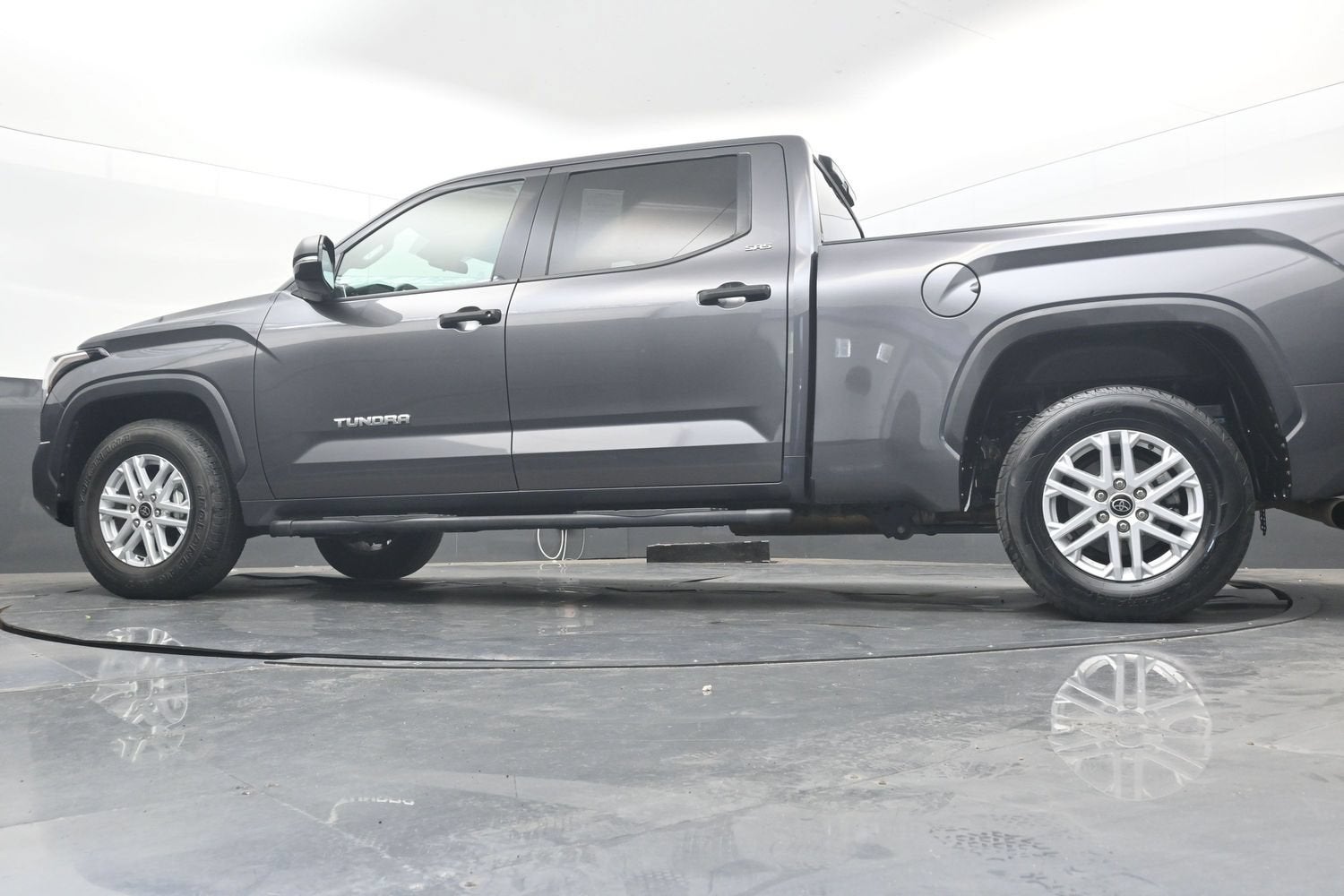 2022 Toyota Tundra 2WD SR5