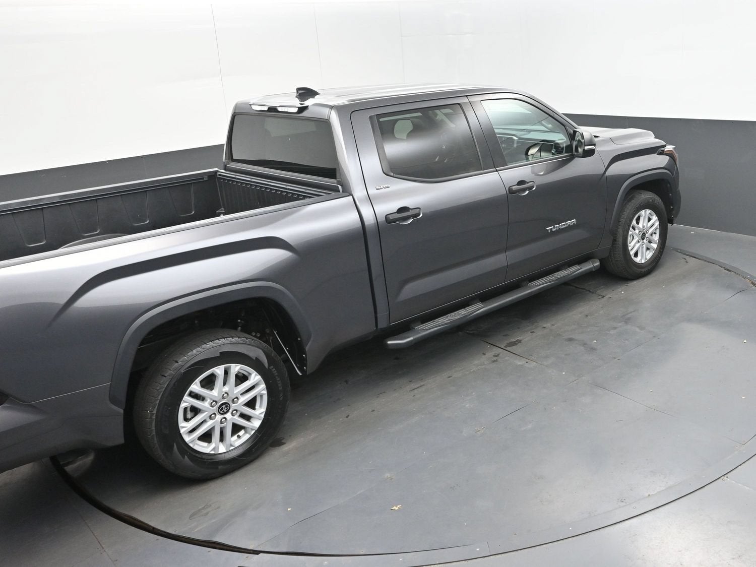 2022 Toyota Tundra 2WD SR5