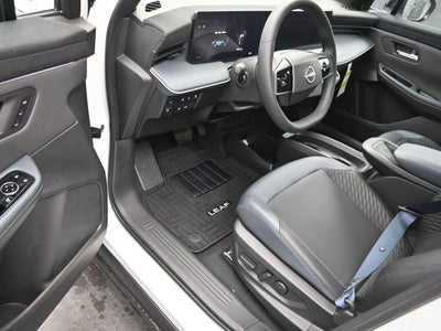 2026 Nissan LEAF PLATINUM+