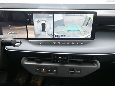 2026 Nissan LEAF PLATINUM+