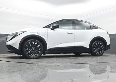 2026 Nissan LEAF PLATINUM+