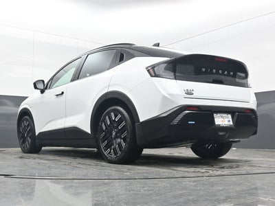 2026 Nissan LEAF PLATINUM+