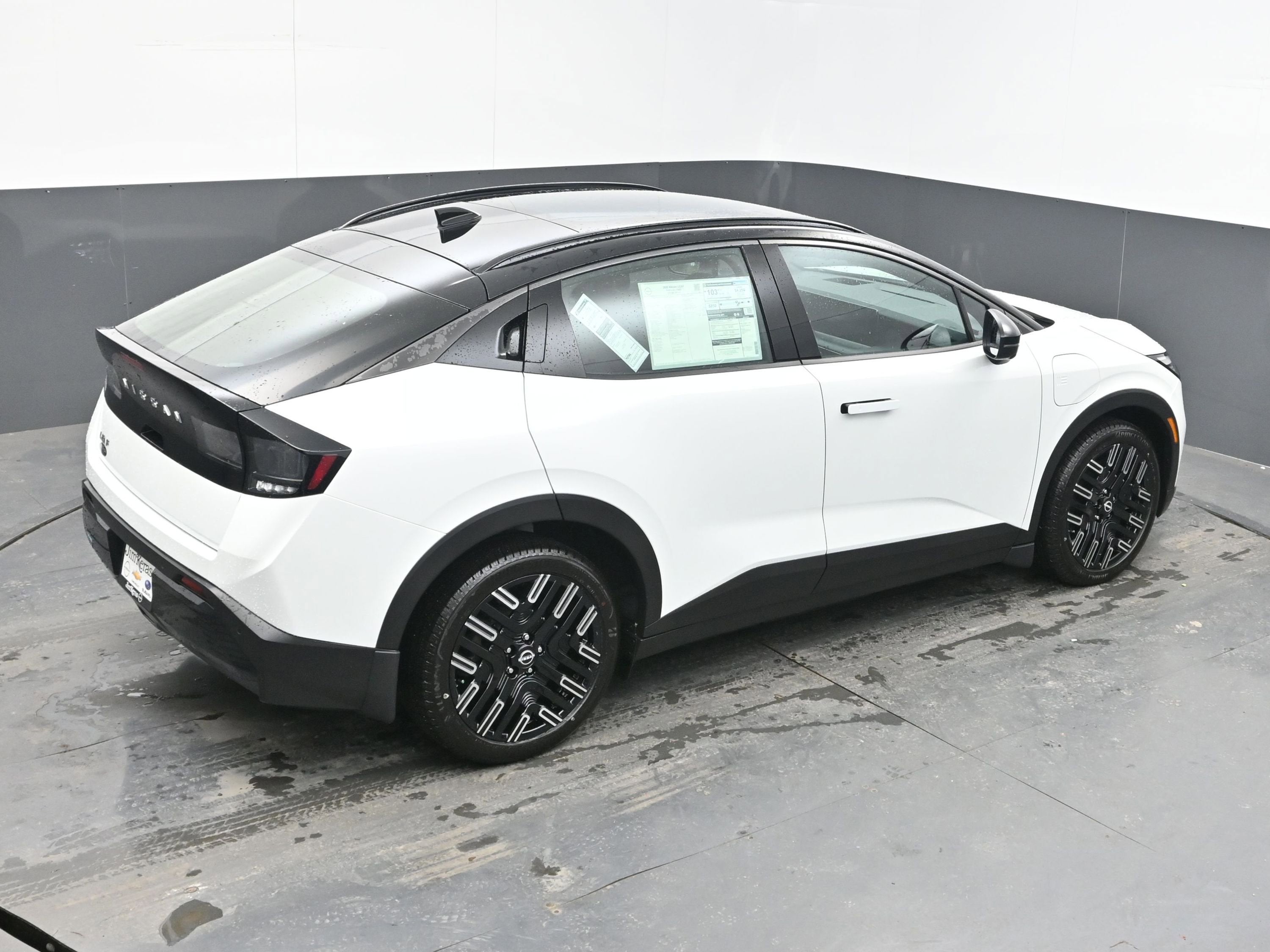 2026 Nissan LEAF PLATINUM+