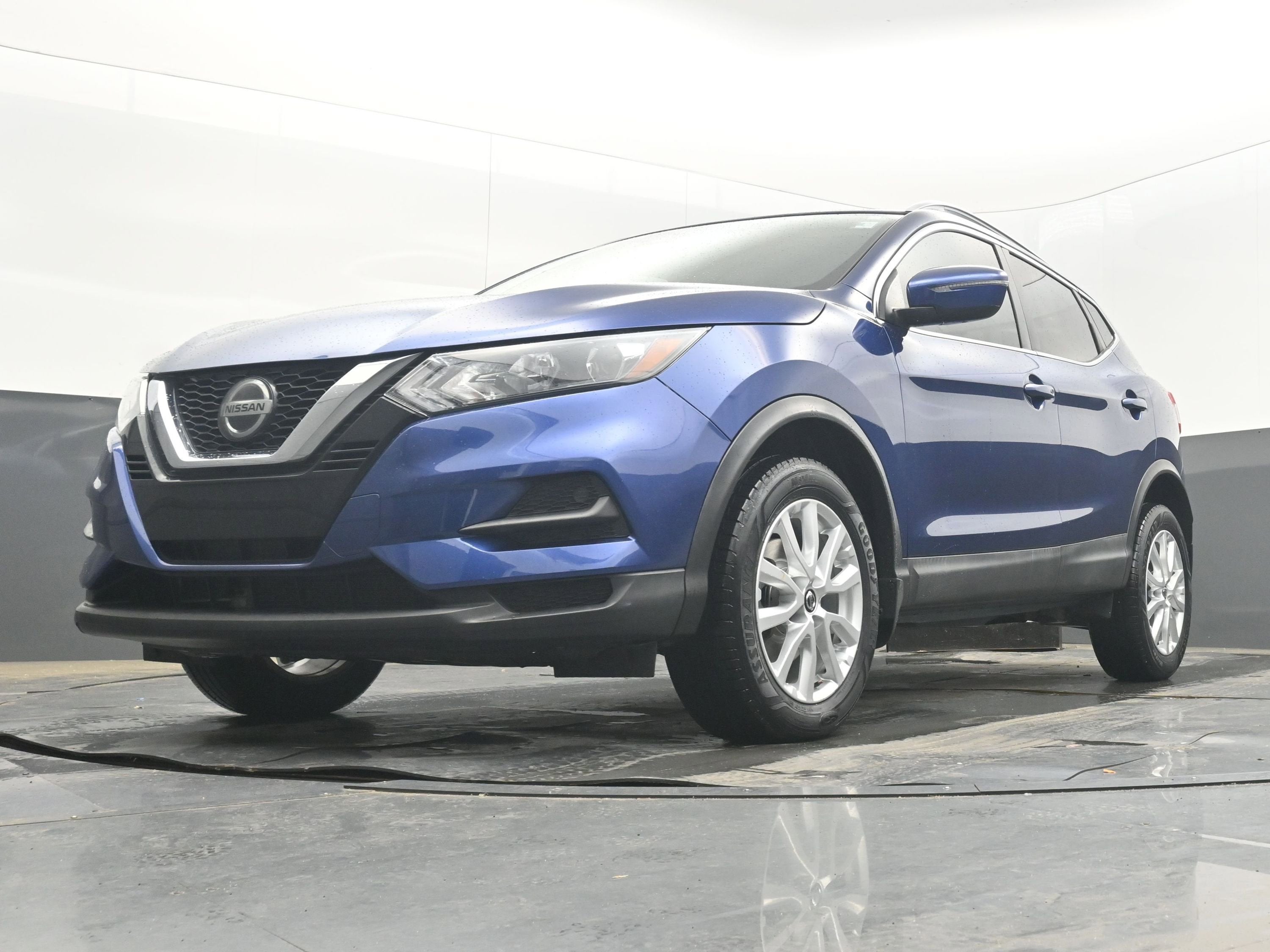 2020 Nissan Rogue Sport SV