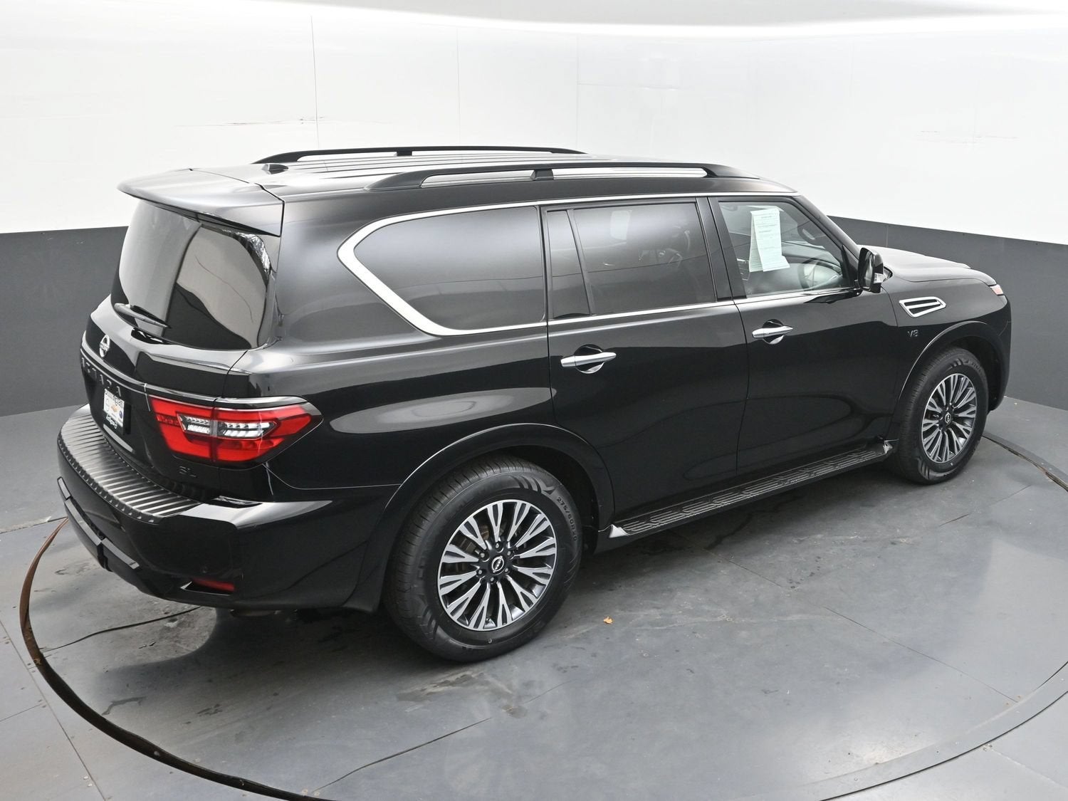 2022 Nissan Armada SL