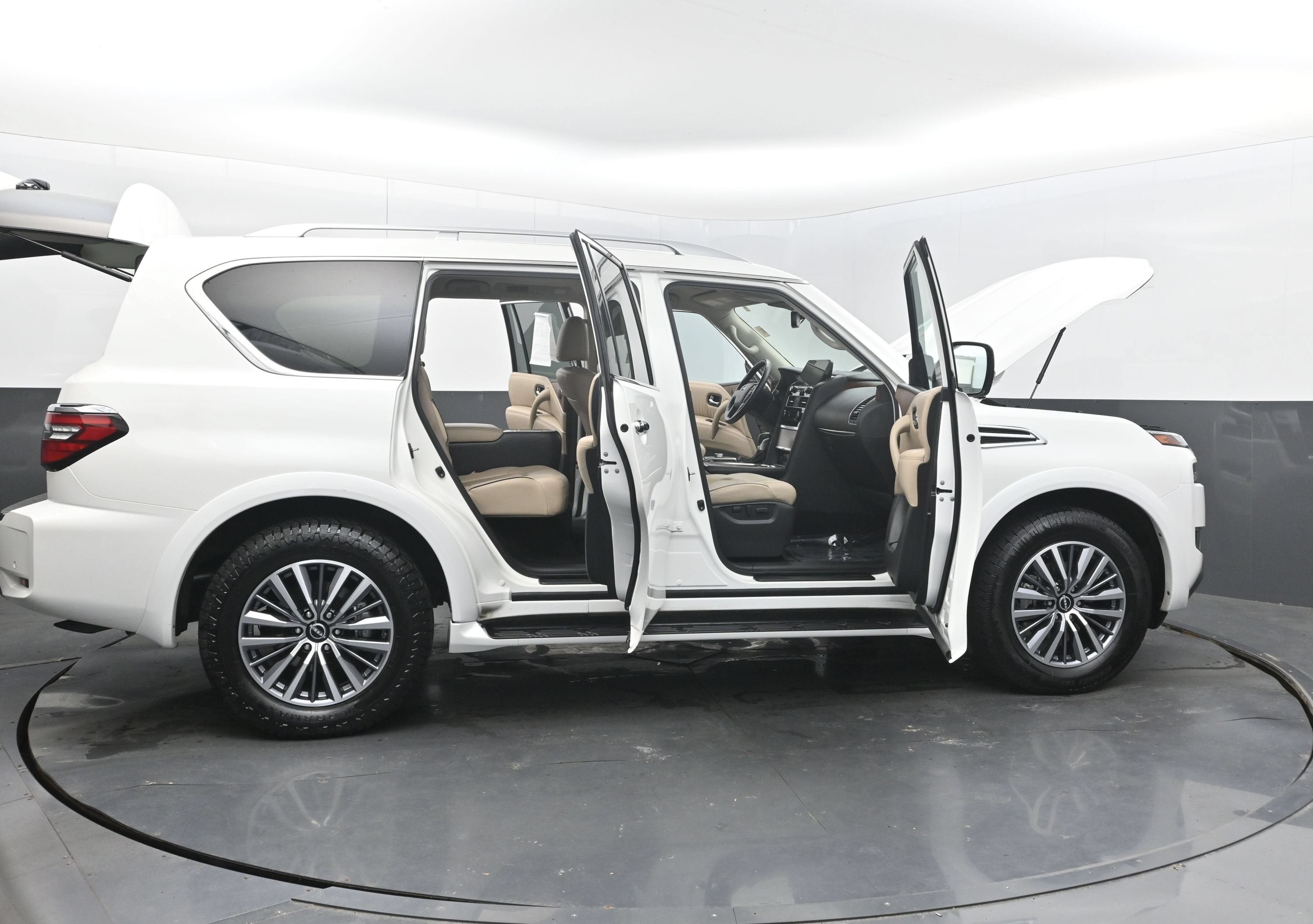 2024 Nissan Armada SL