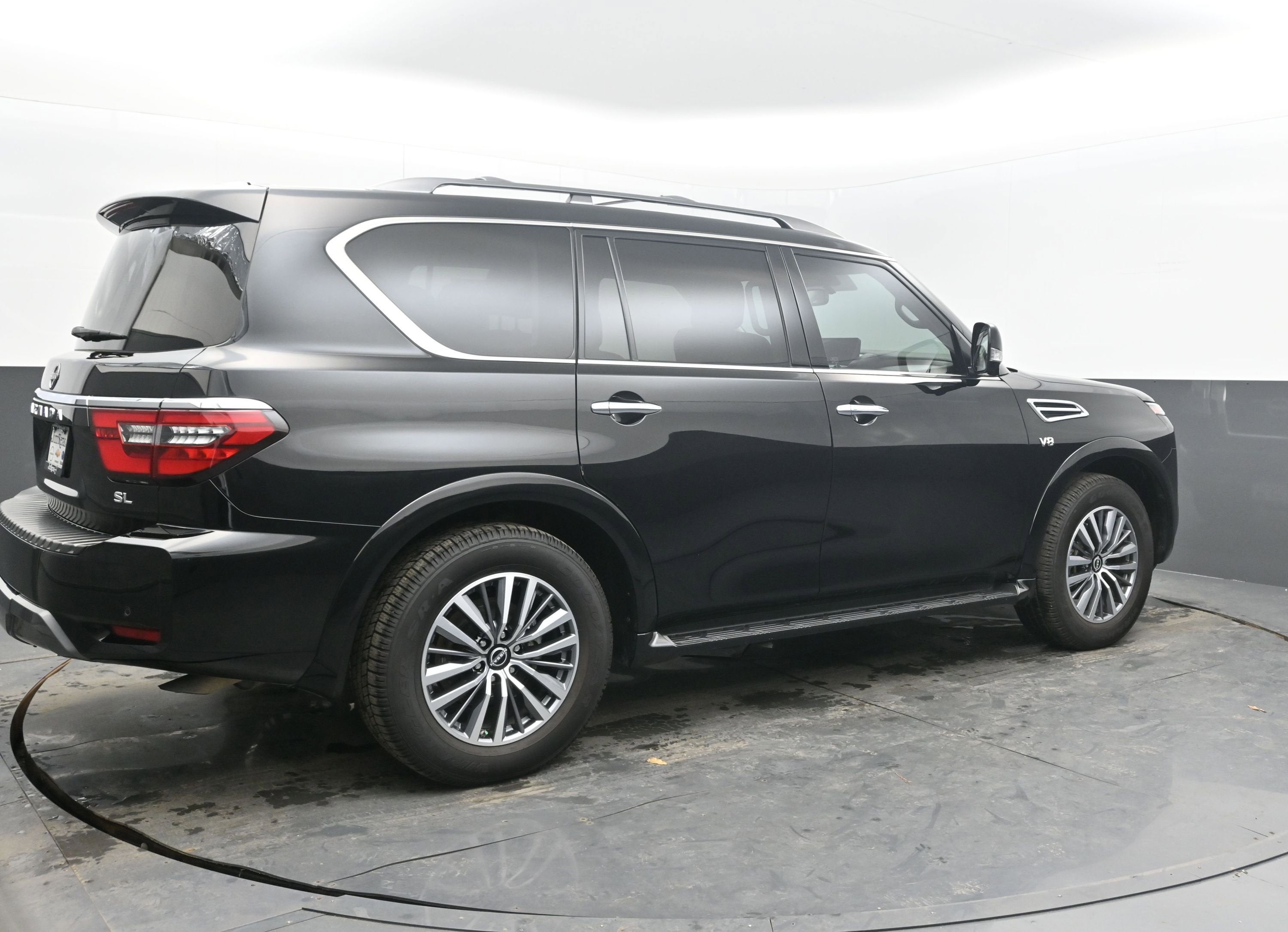 2022 Nissan Armada SL