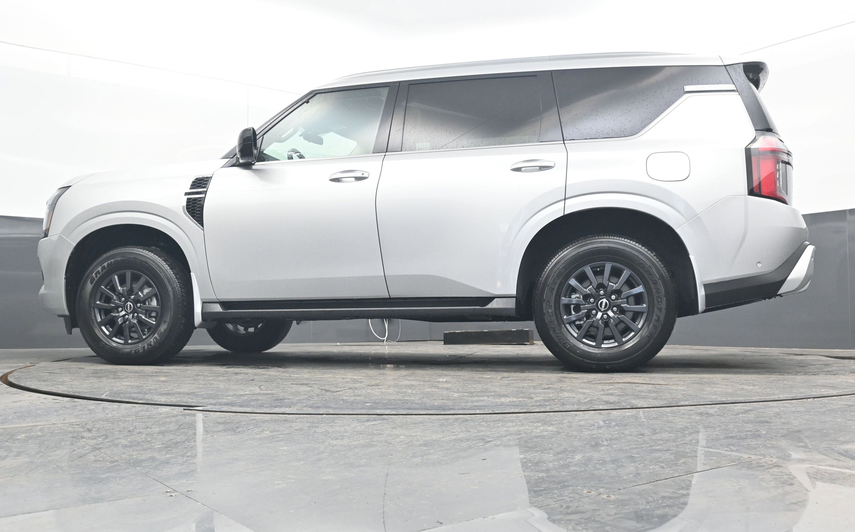 2026 Nissan ARMADA SV