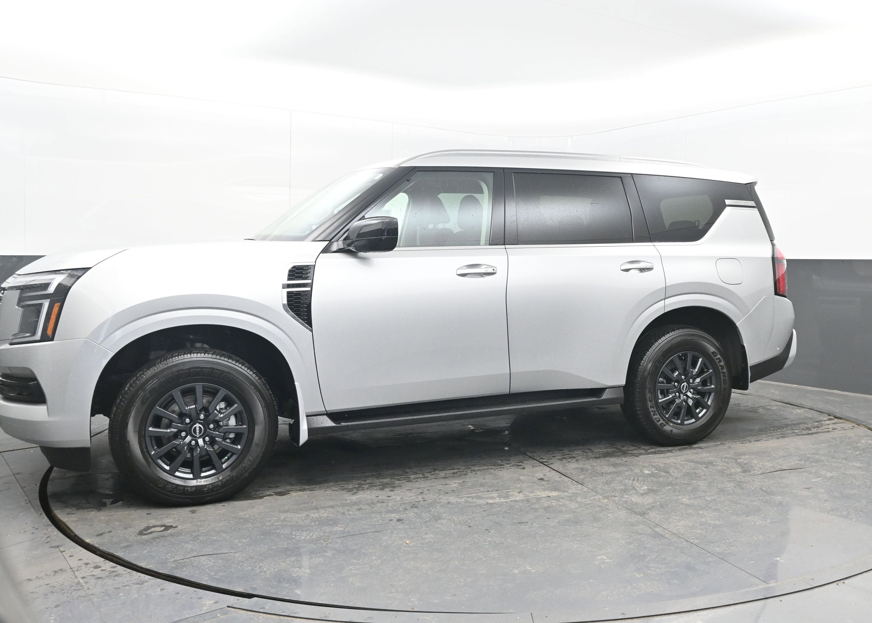 2026 Nissan ARMADA SV