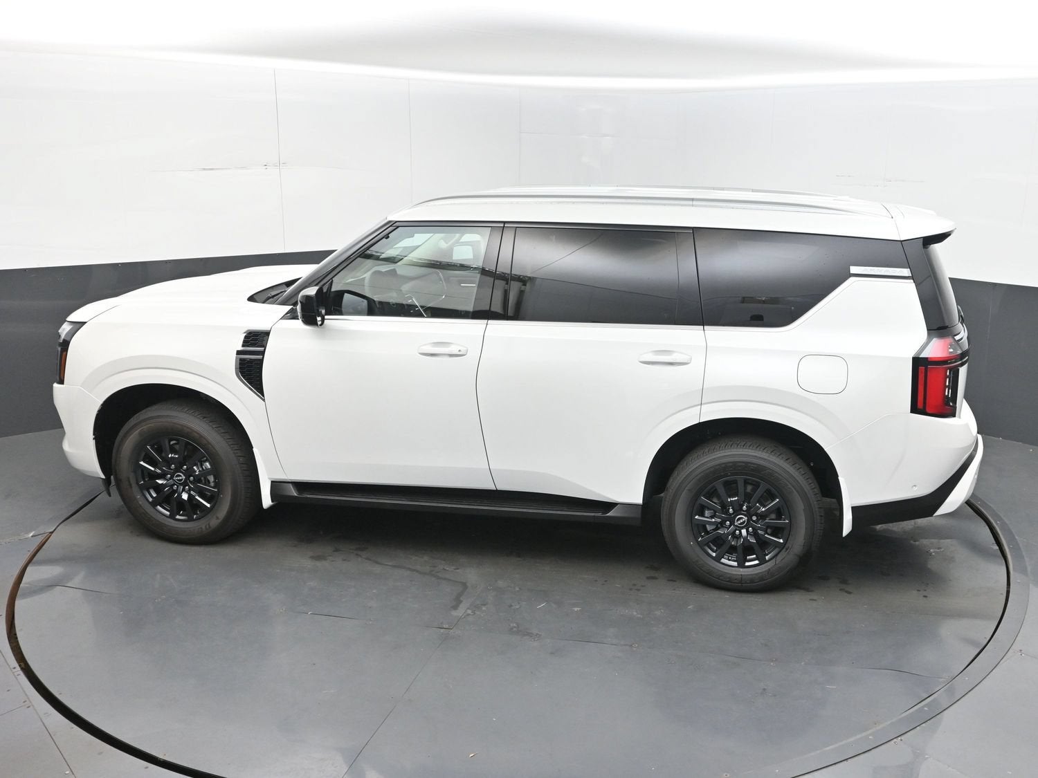2026 Nissan ARMADA SV