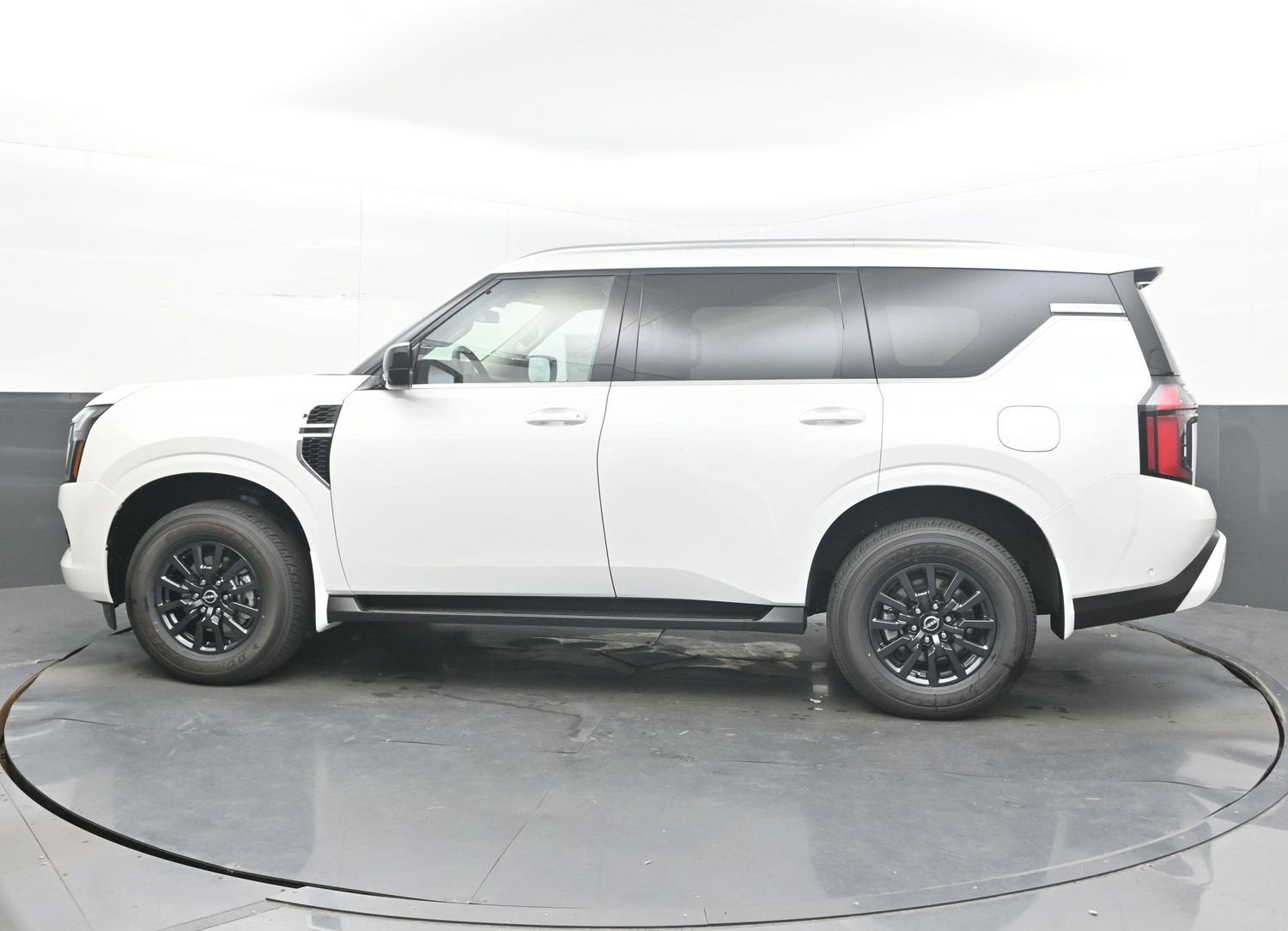 2026 Nissan ARMADA SV