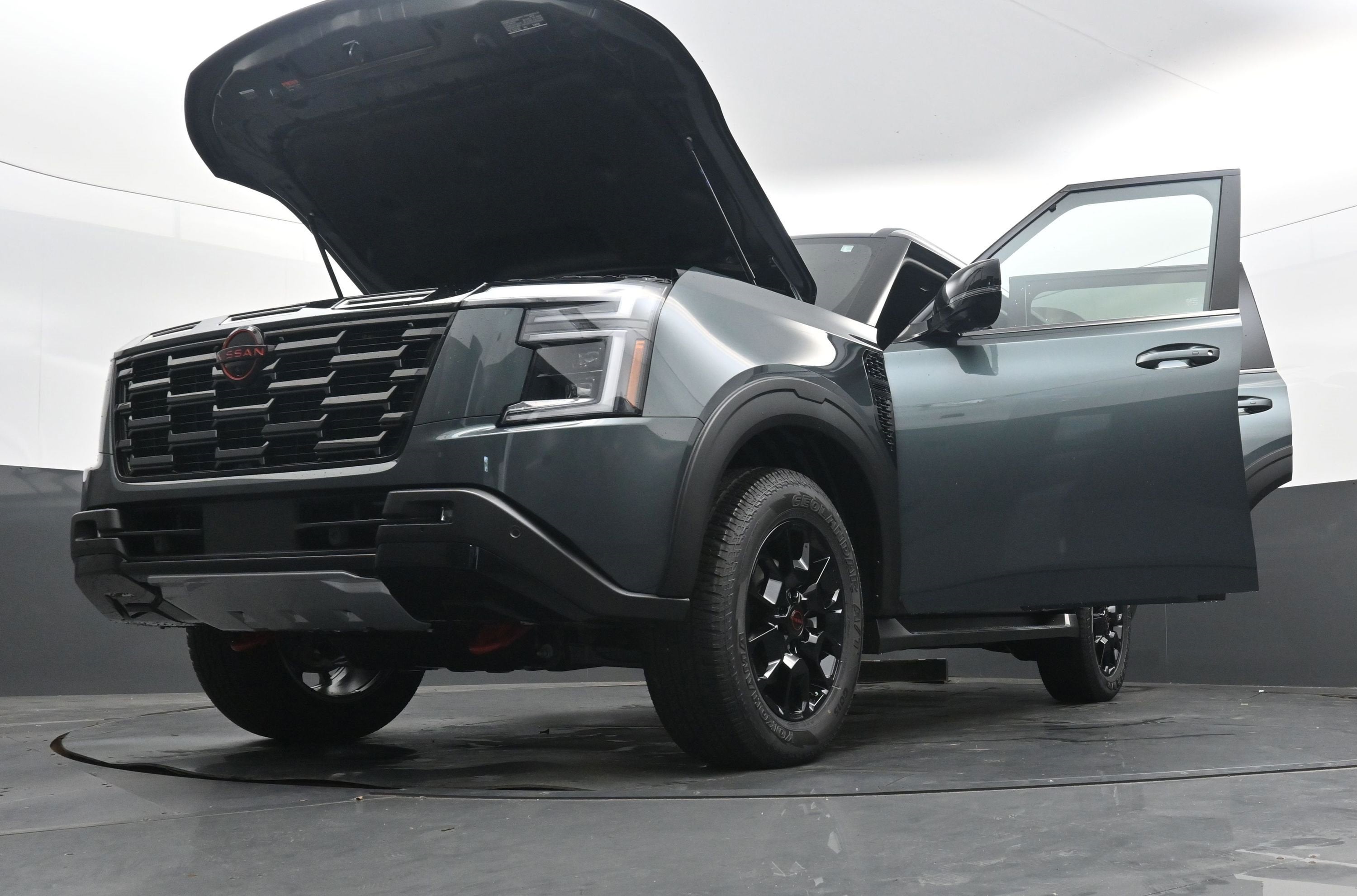 2025 Nissan ARMADA PRO-4X