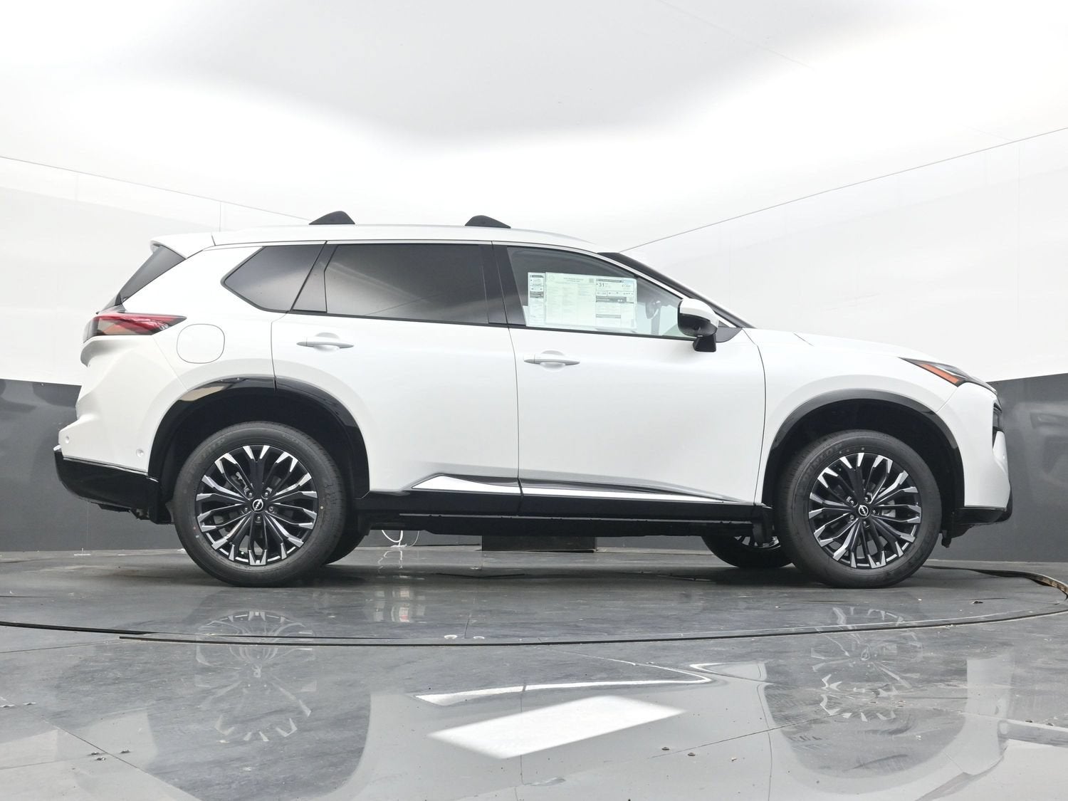 2025 Nissan Rogue Platinum