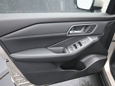 2026 Nissan ROGUE Platinum PREMIUM