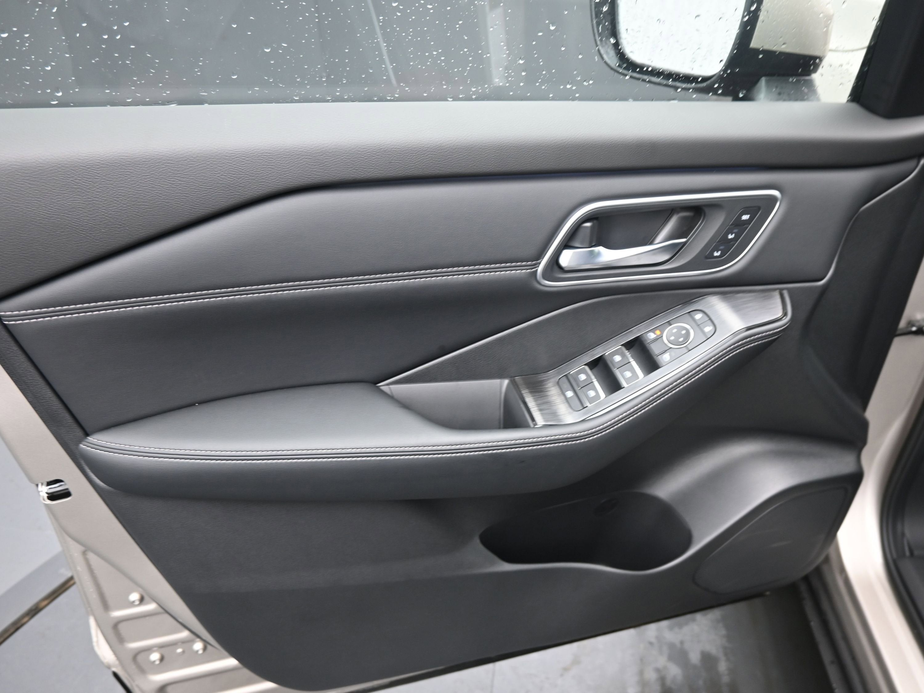 2026 Nissan ROGUE Platinum PREMIUM