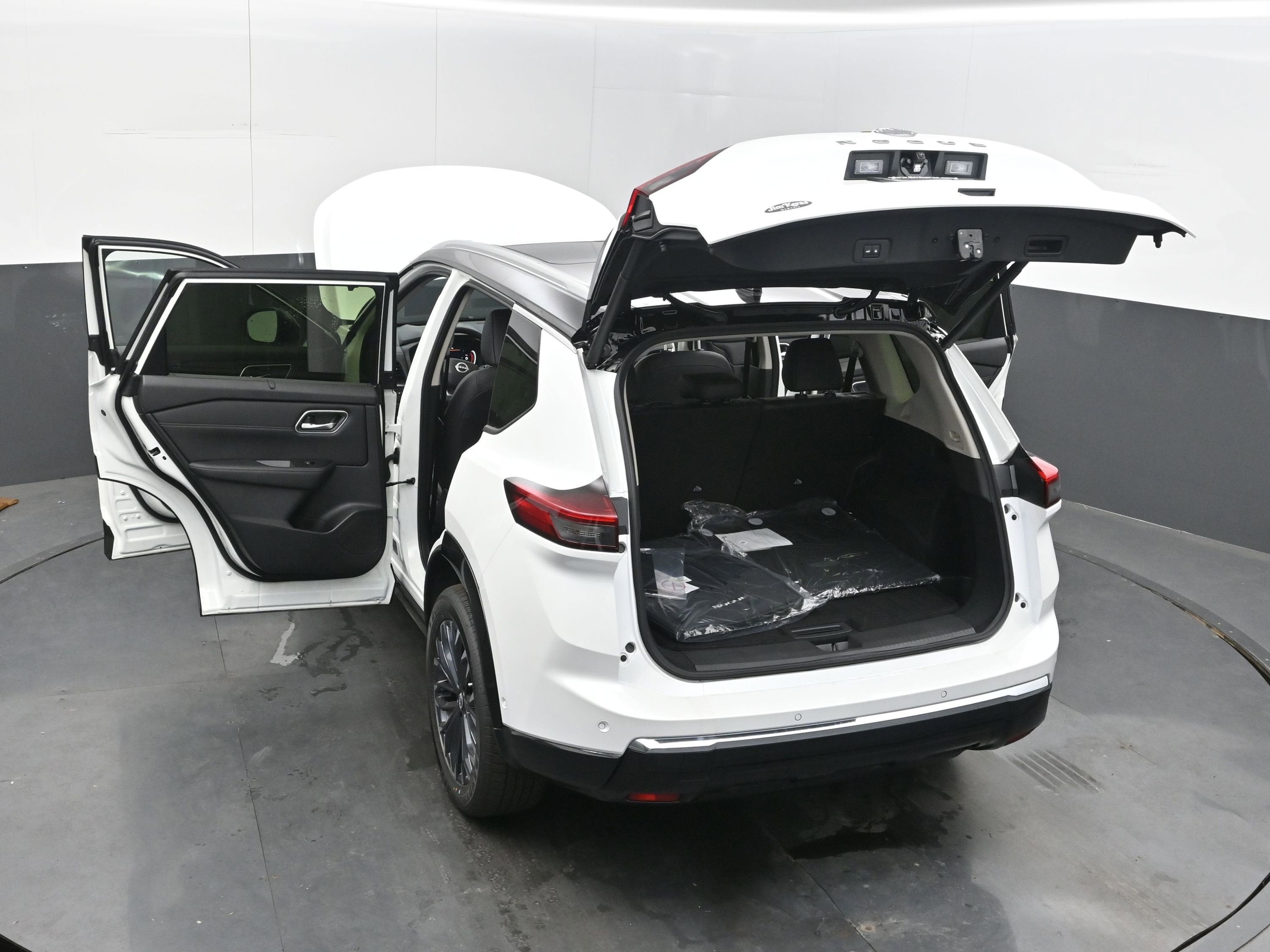 2026 Nissan ROGUE Platinum PREMIUM