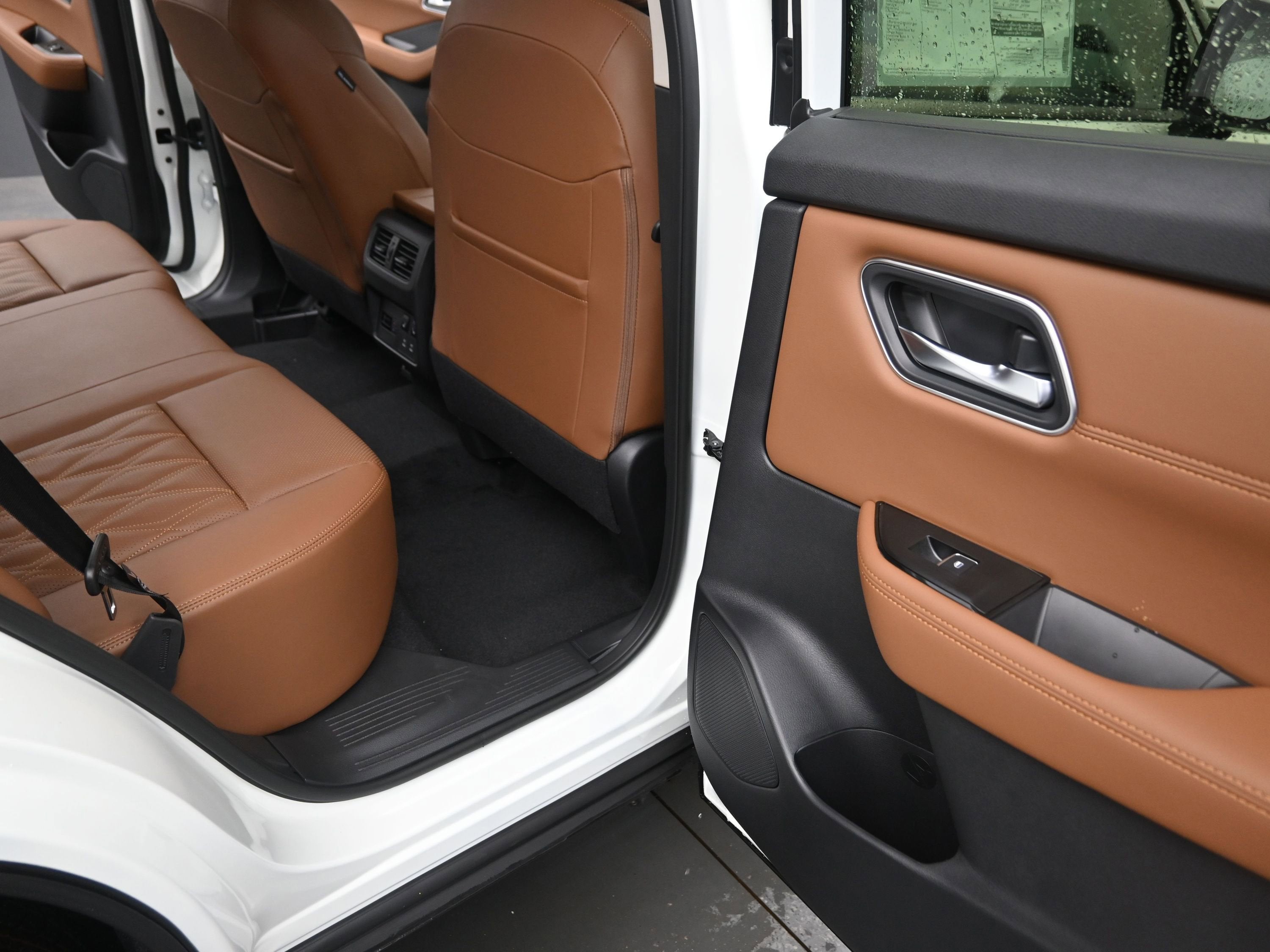 2026 Nissan ROGUE Platinum PREMIUM