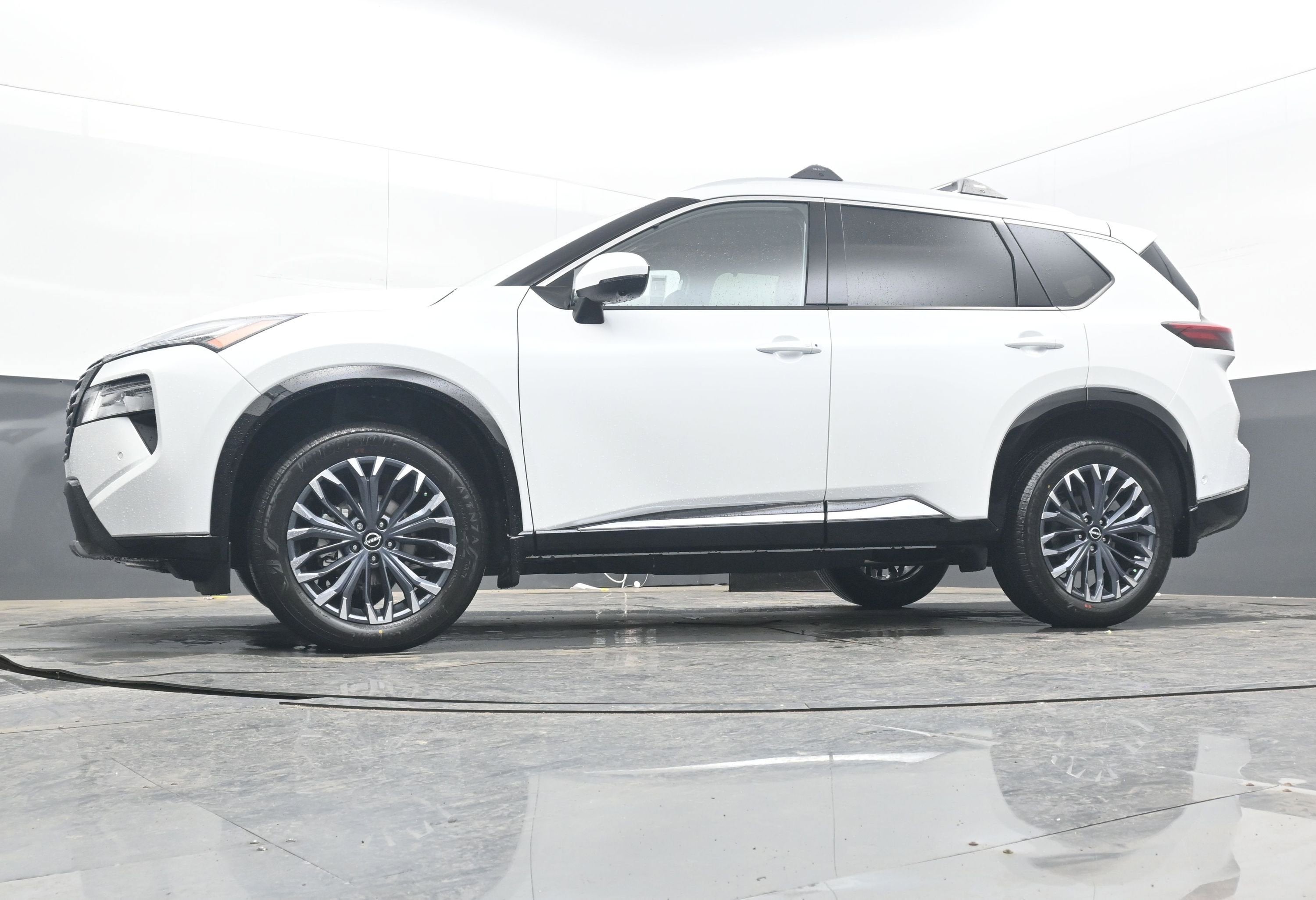 2026 Nissan ROGUE Platinum PREMIUM