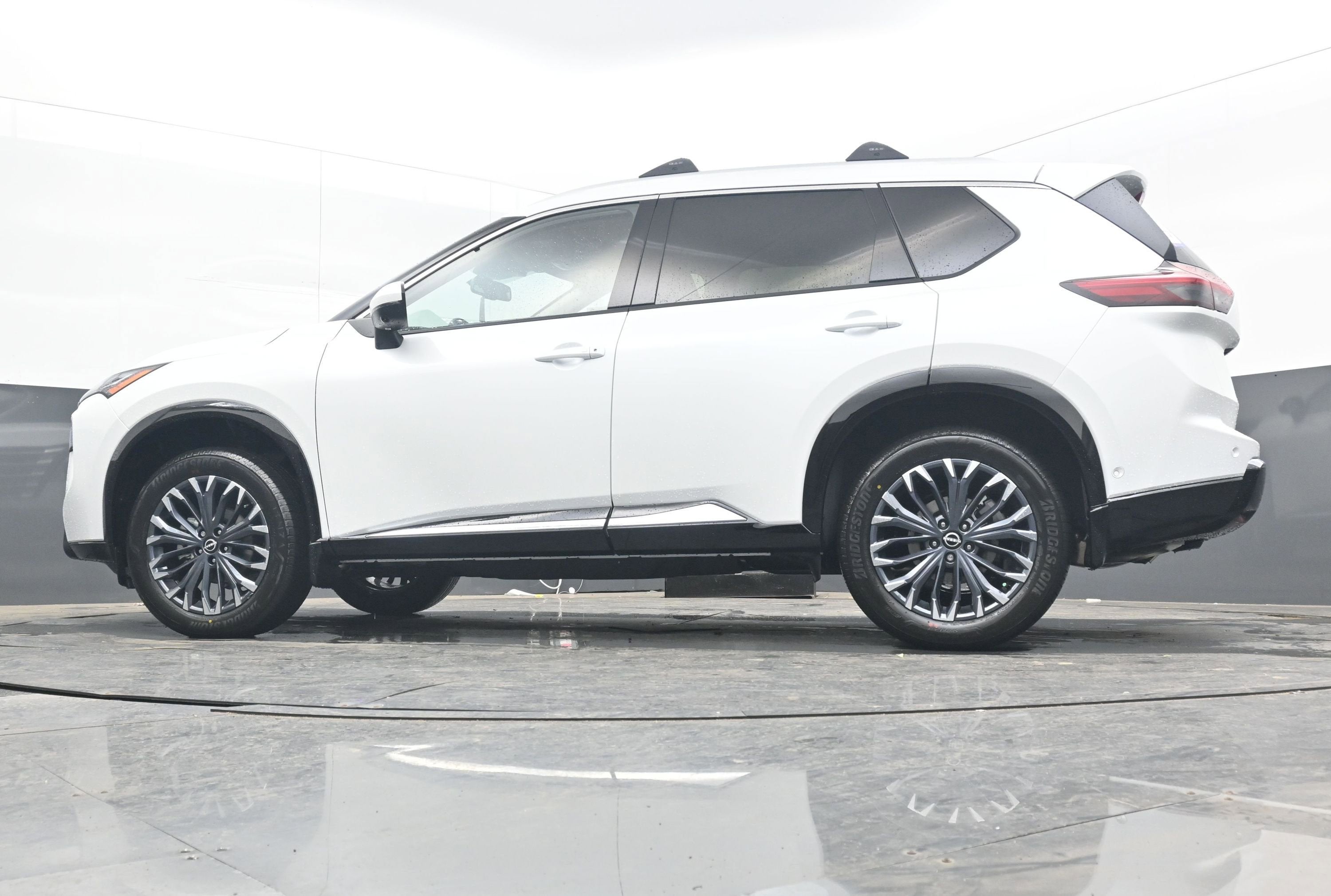 2026 Nissan ROGUE Platinum PREMIUM
