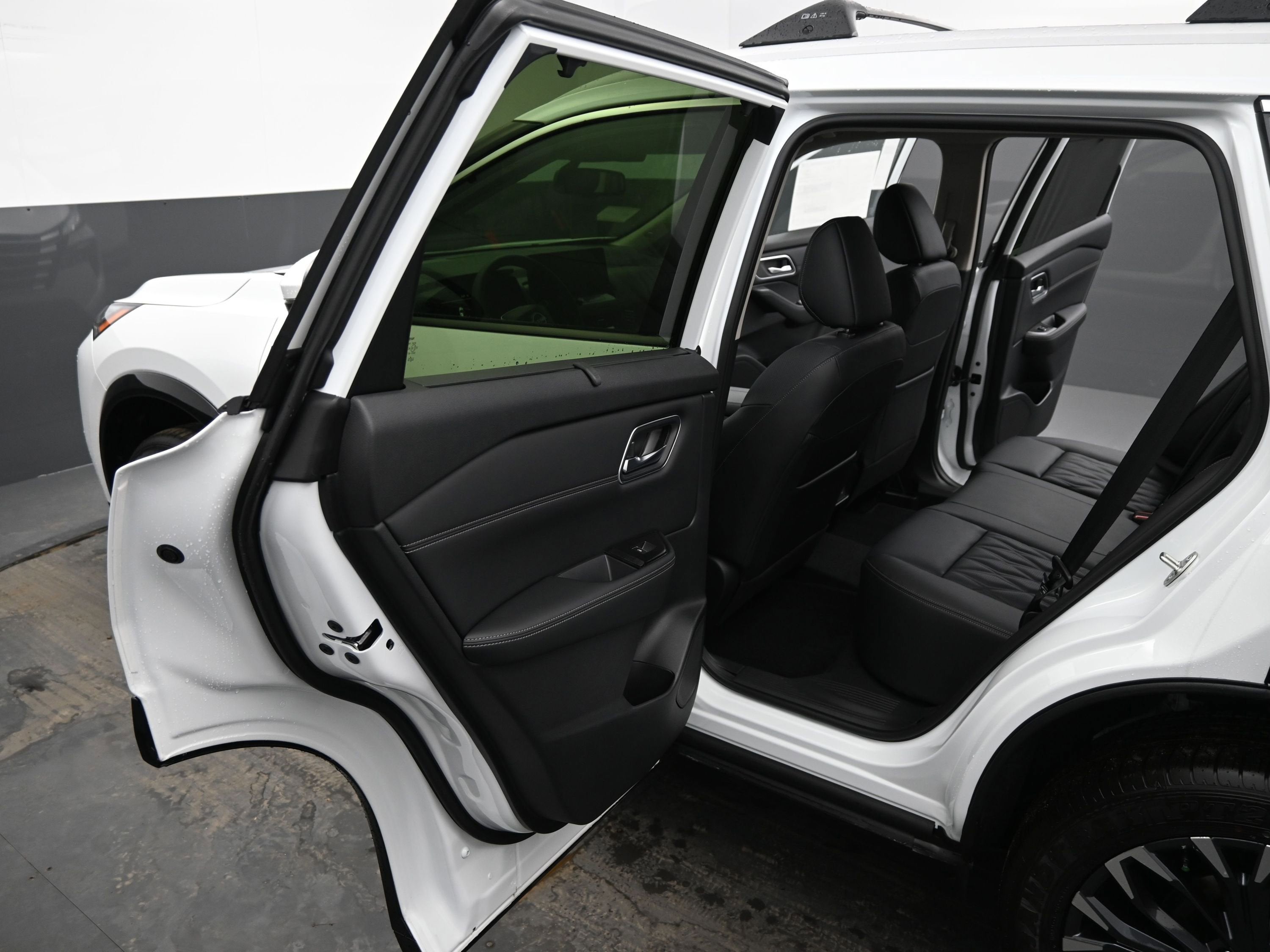 2026 Nissan ROGUE Platinum PREMIUM