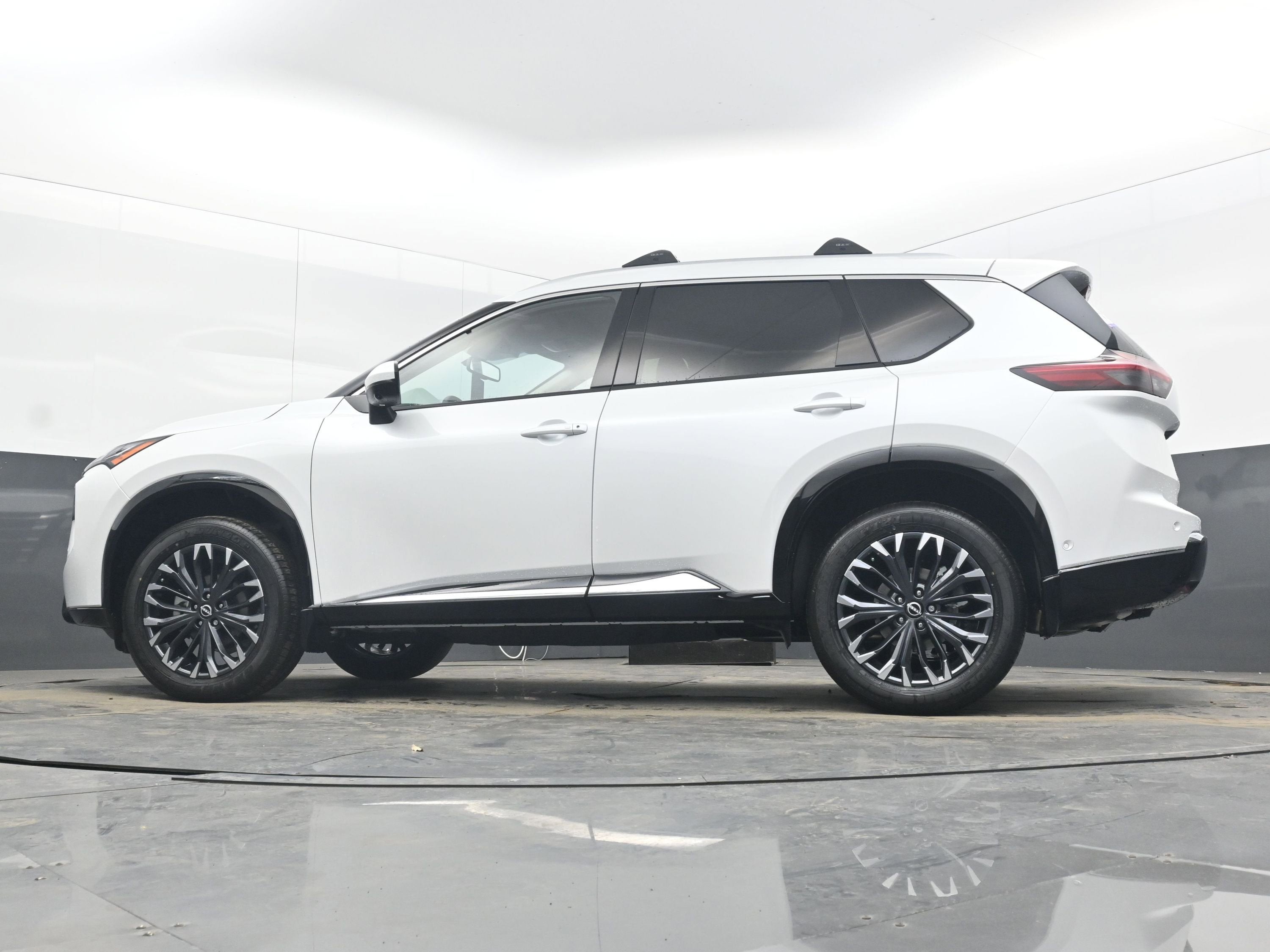 2026 Nissan ROGUE Platinum PREMIUM