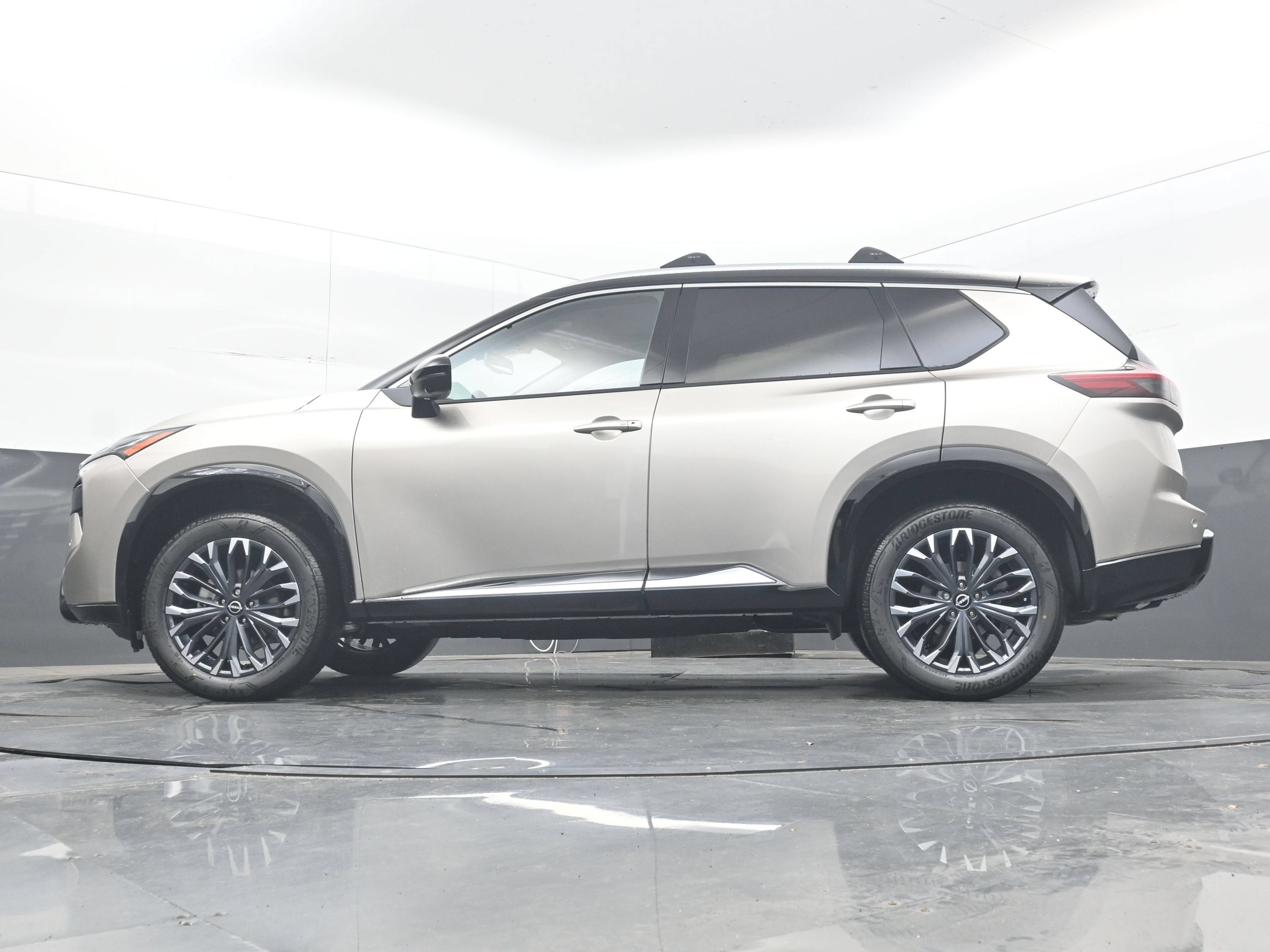 2026 Nissan ROGUE Platinum PREMIUM