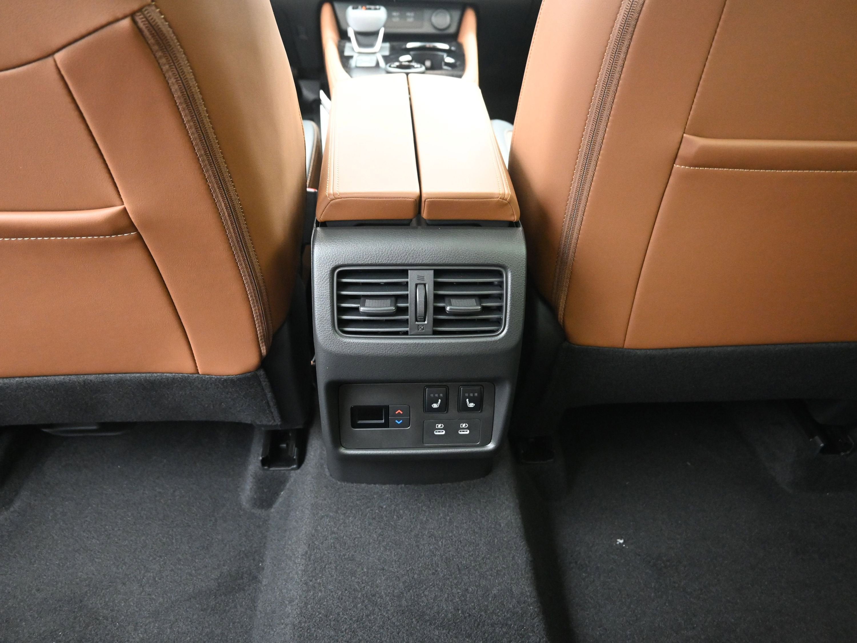 2026 Nissan ROGUE Platinum PREMIUM