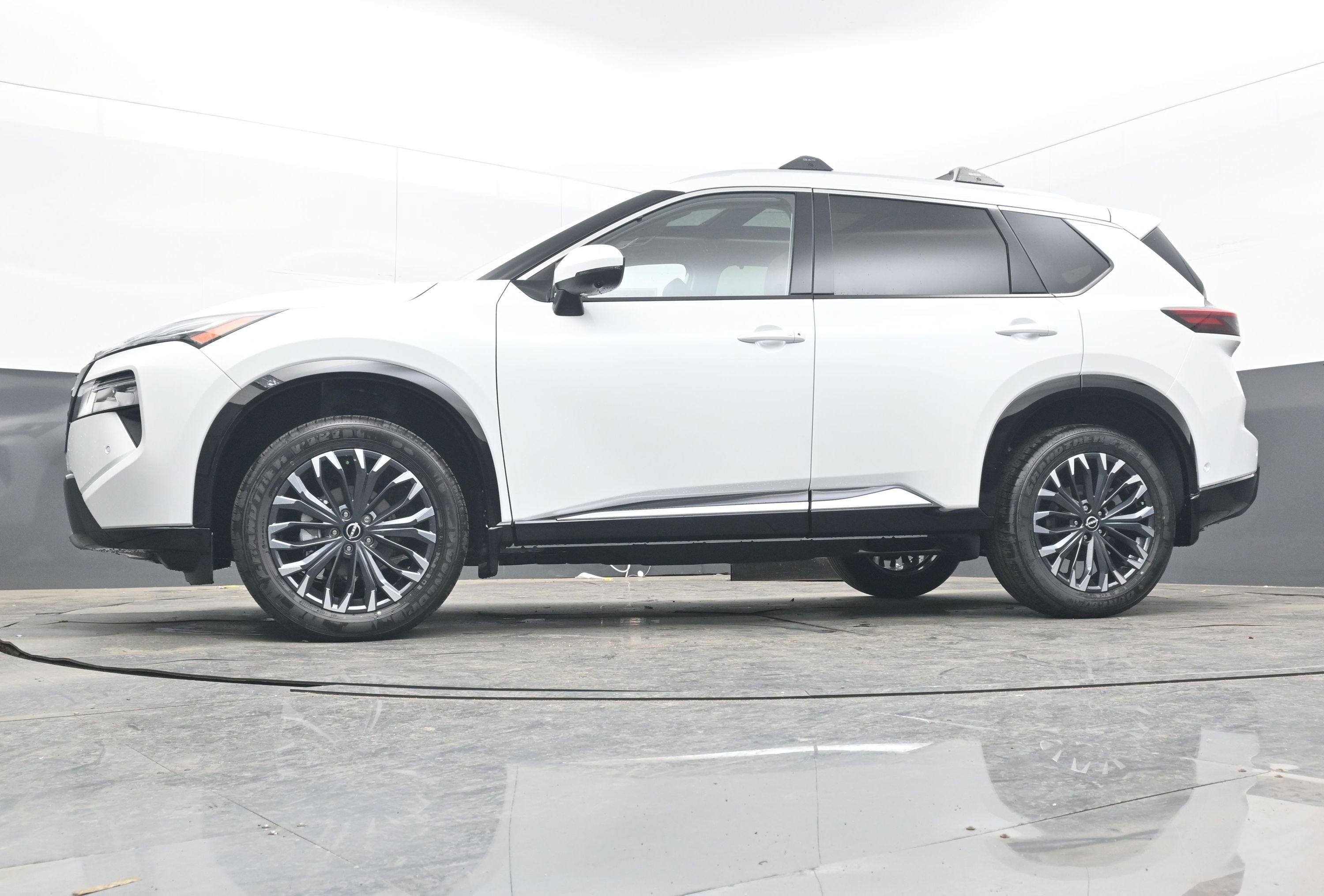 2026 Nissan ROGUE Platinum PREMIUM