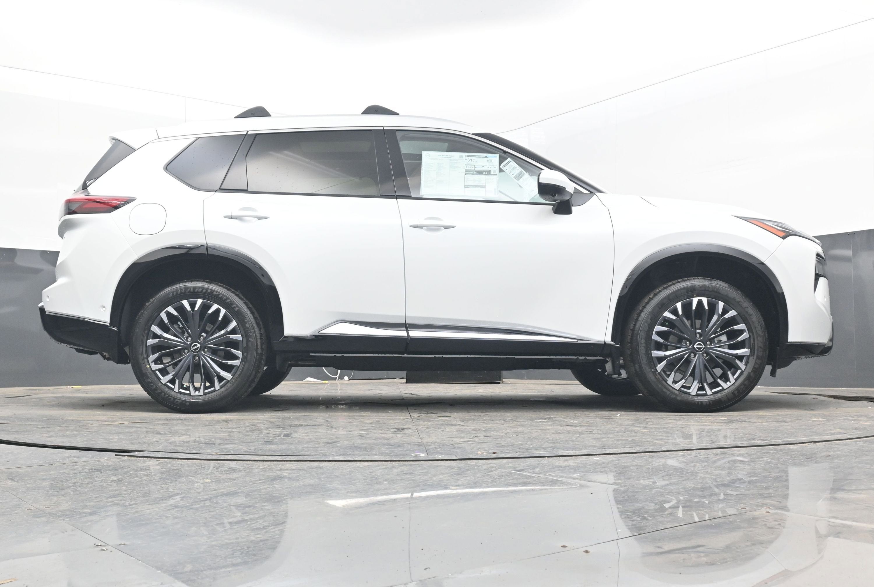 2026 Nissan ROGUE Platinum PREMIUM