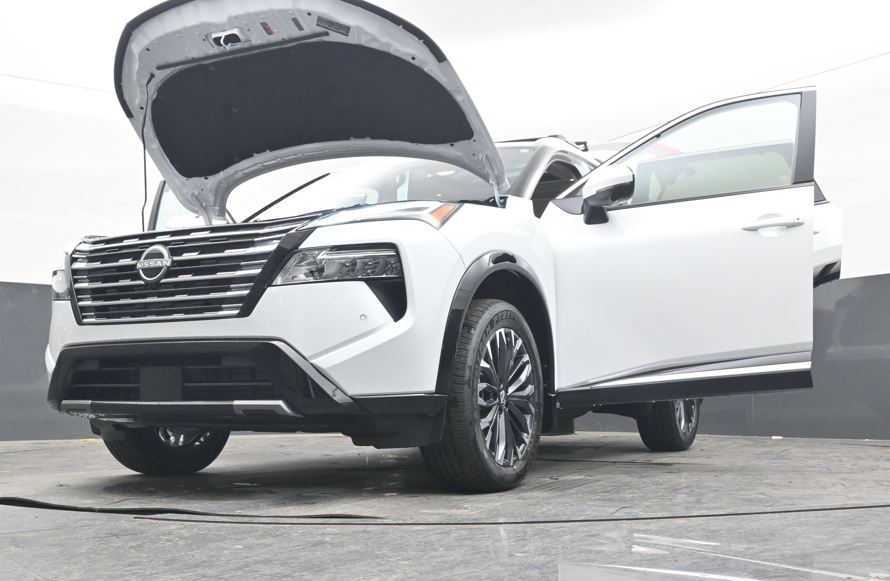 2026 Nissan ROGUE Platinum PREMIUM