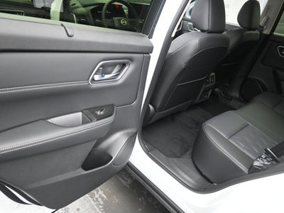 2026 Nissan ROGUE Platinum PREMIUM