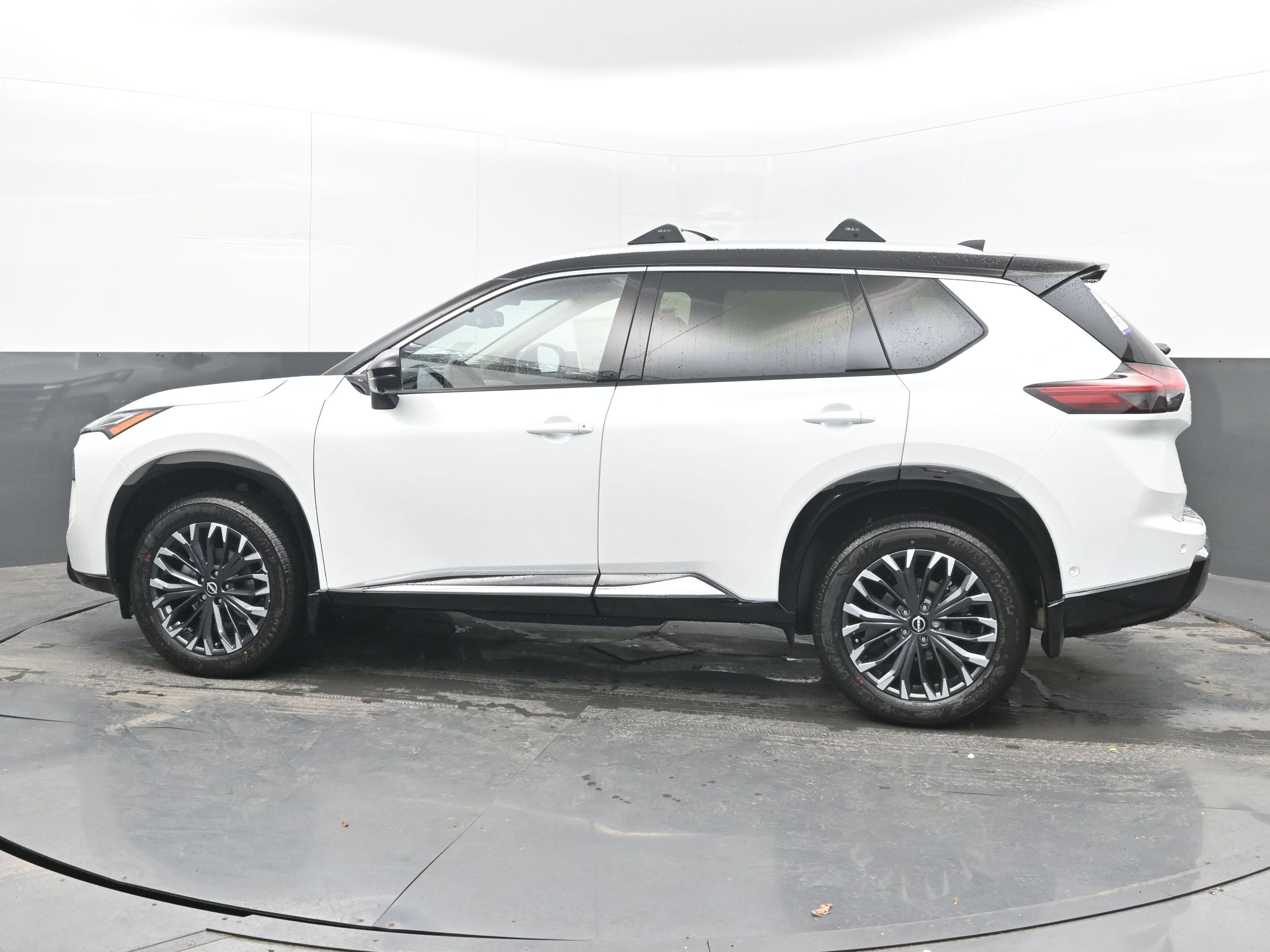 2026 Nissan ROGUE Platinum PREMIUM