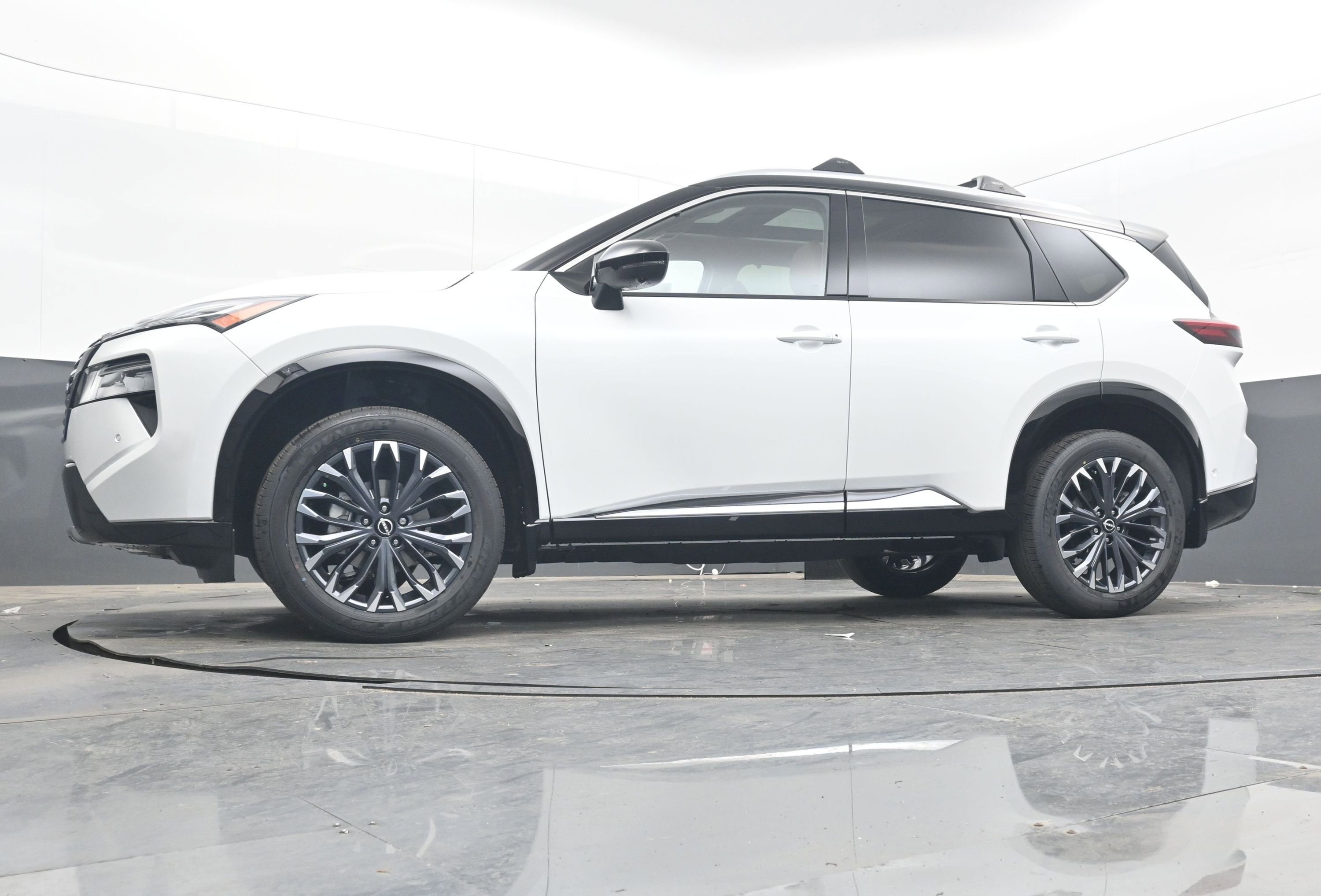 2026 Nissan ROGUE Platinum PREMIUM