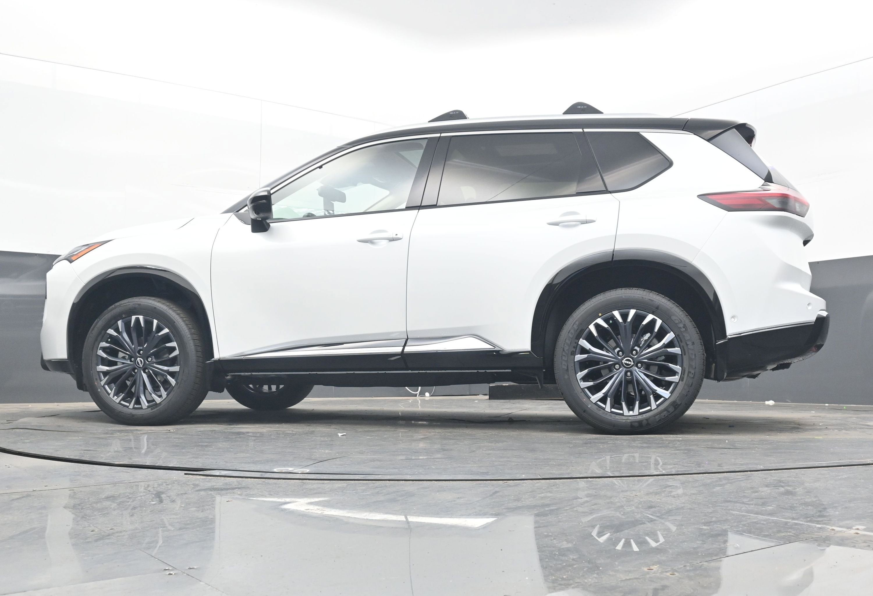 2026 Nissan ROGUE Platinum PREMIUM