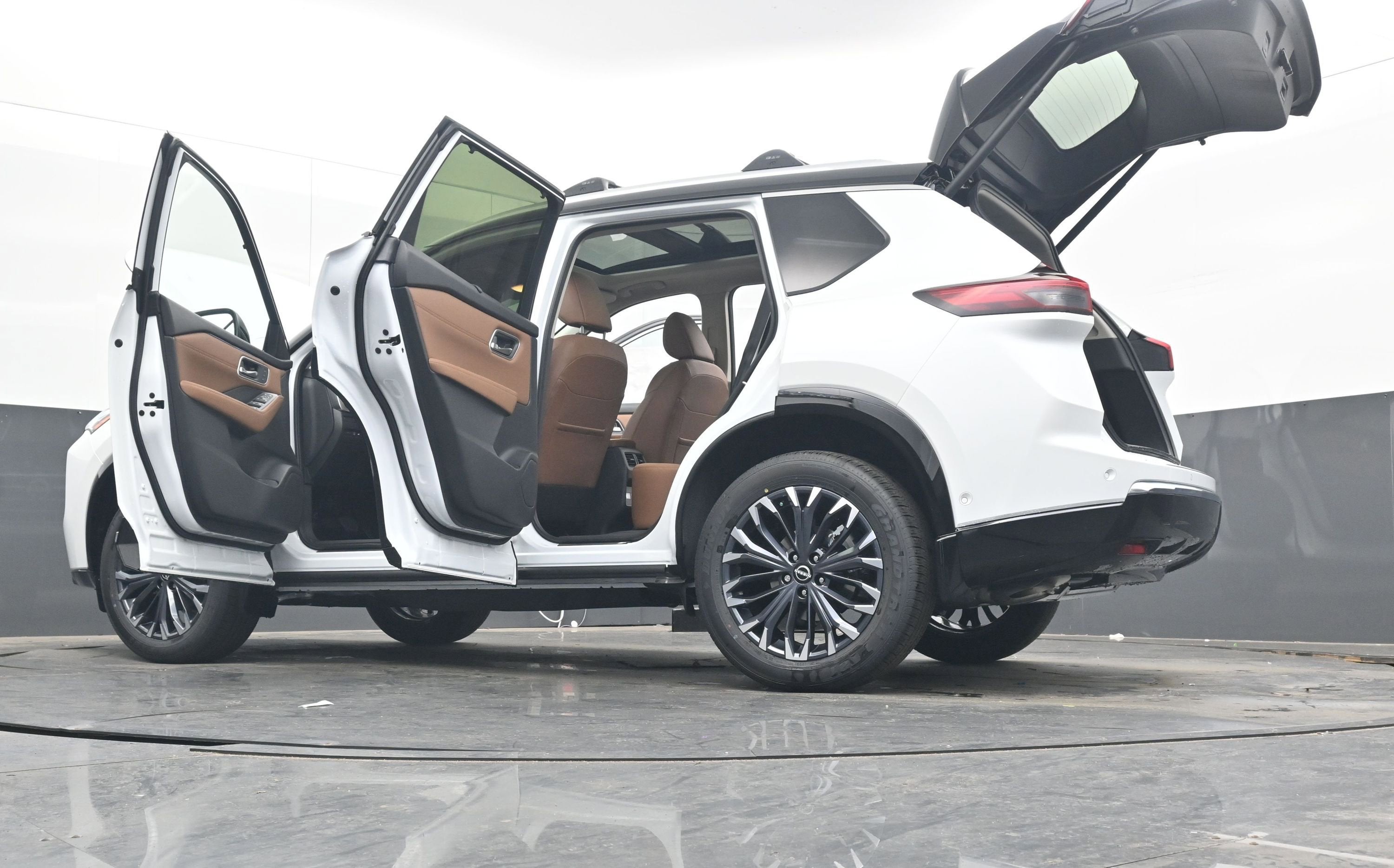 2026 Nissan ROGUE Platinum PREMIUM