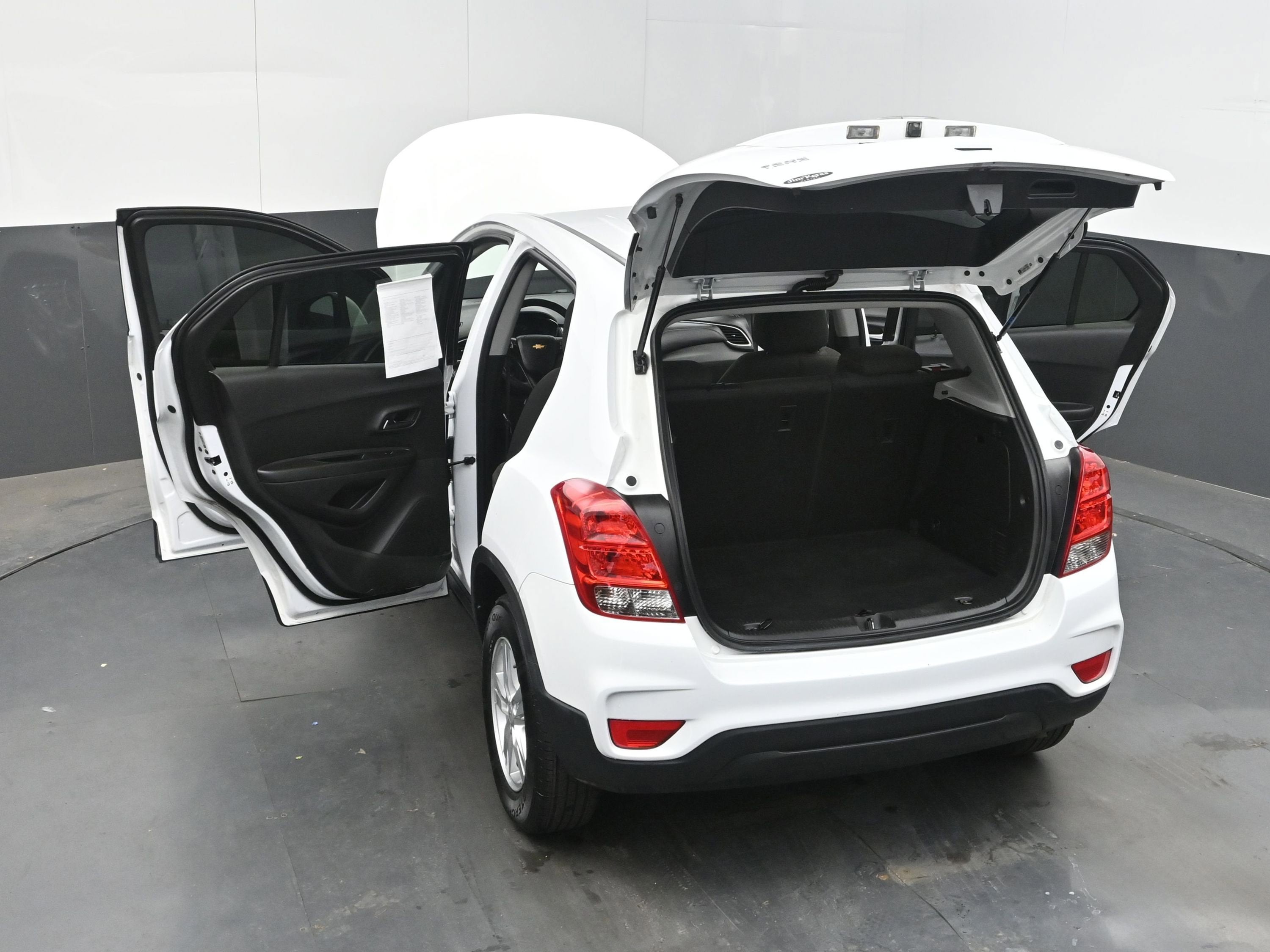 2021 Chevrolet Trax LS