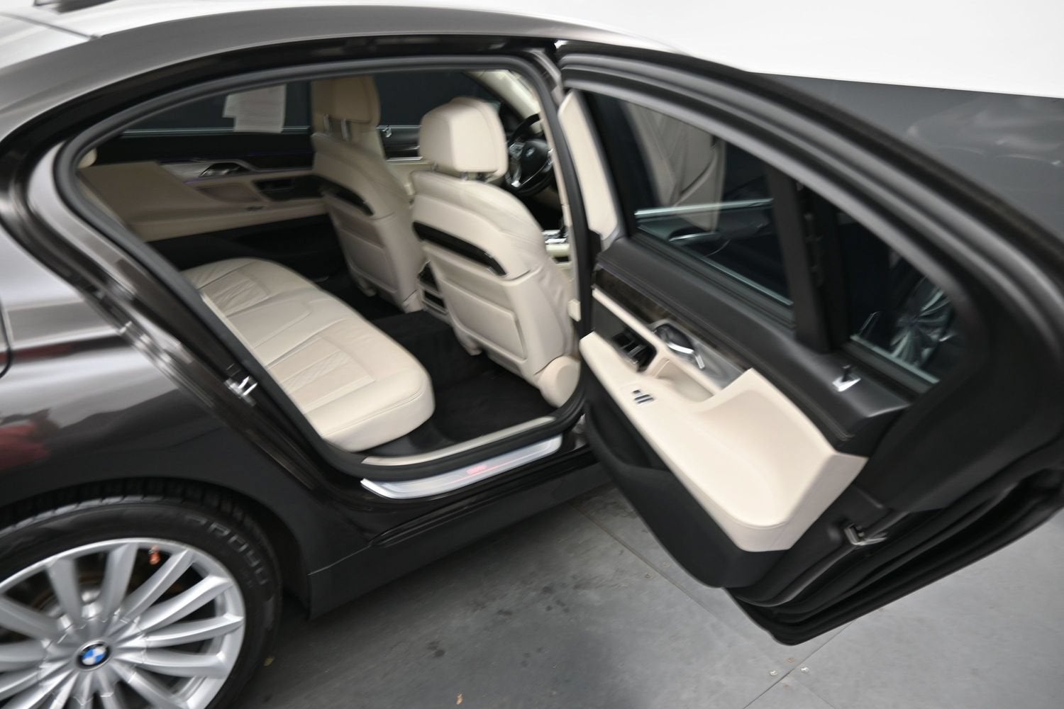 2017 BMW 7 Series 740i xDrive