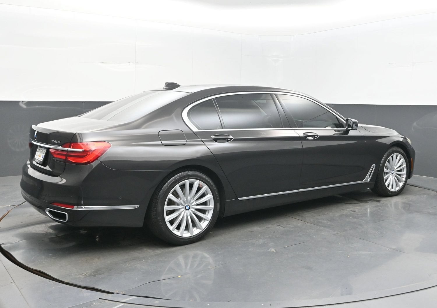 2017 BMW 7 Series 740i xDrive